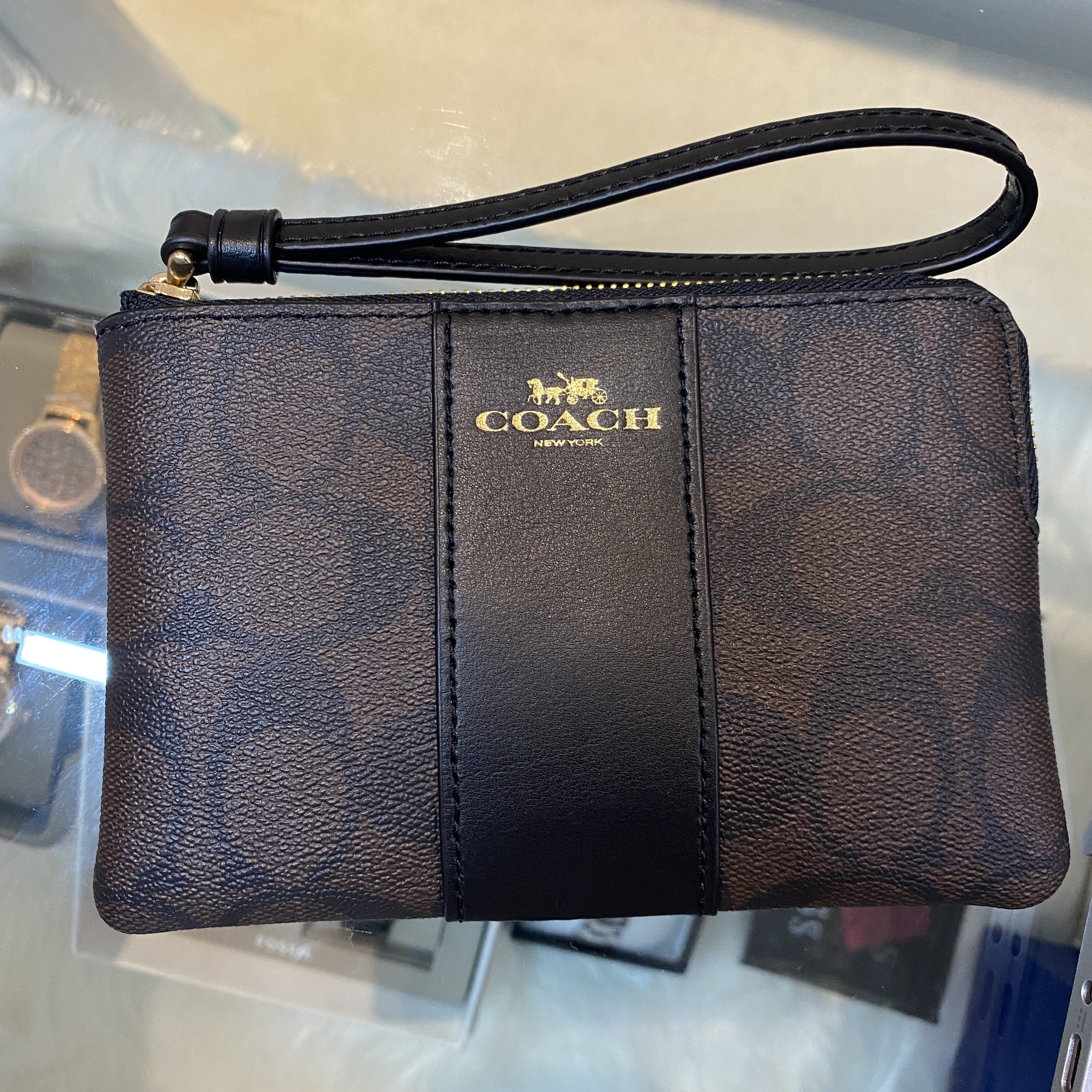 [S] COACH SIG PVC LTH CRN ZIP WRISTLET,BROWN/BLACK, 889532687497 (SCO5)