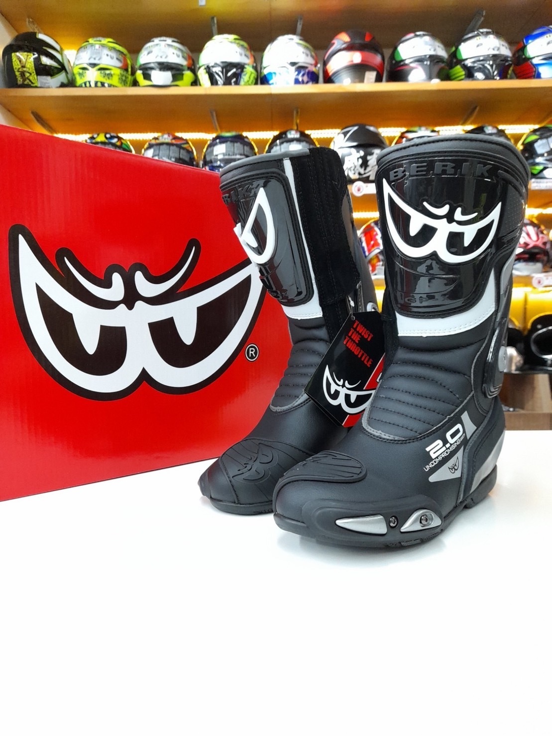 BERIK GP X BOT-1448-BK 黑白 車靴