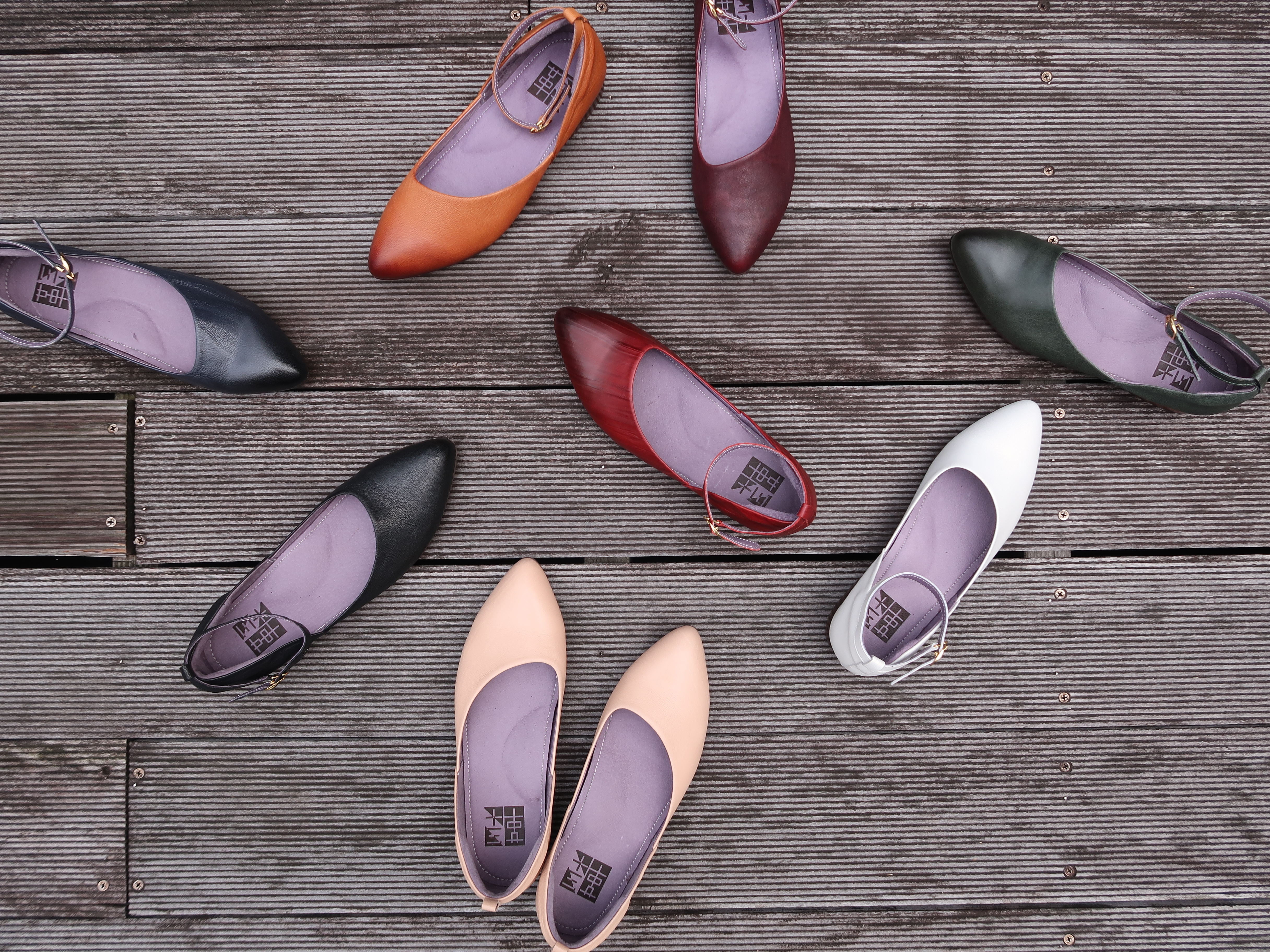 女鞋，真皮，牛皮，小羊皮，瑪莉珍，奧賽鞋，尖頭鞋，平底，繞帶，腳踝，細帶，涼鞋