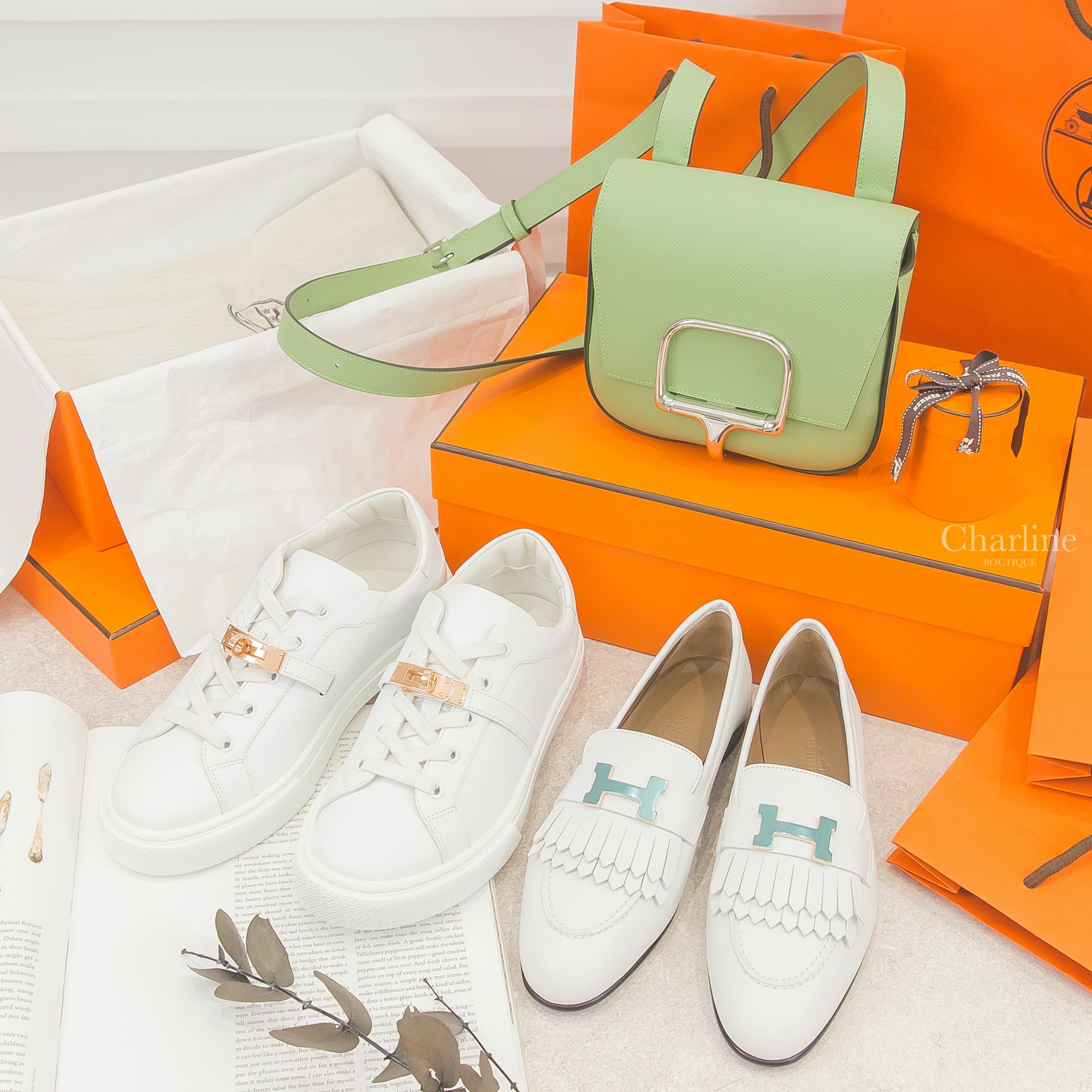Hermès Day Sneaker 白色玫瑰金釦運動鞋,Hermès Royal Loafer 白色金釦H流蘇樂福鞋,Hermès Della Cavalleria 3I Epsom 牛油果綠銀釦-Charline Boutique 精品代購