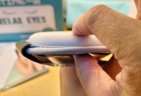 喬小安愛分享愛寫寫推薦時尚皮革三段溫控震動按摩熱敷眼罩，時尚又實用