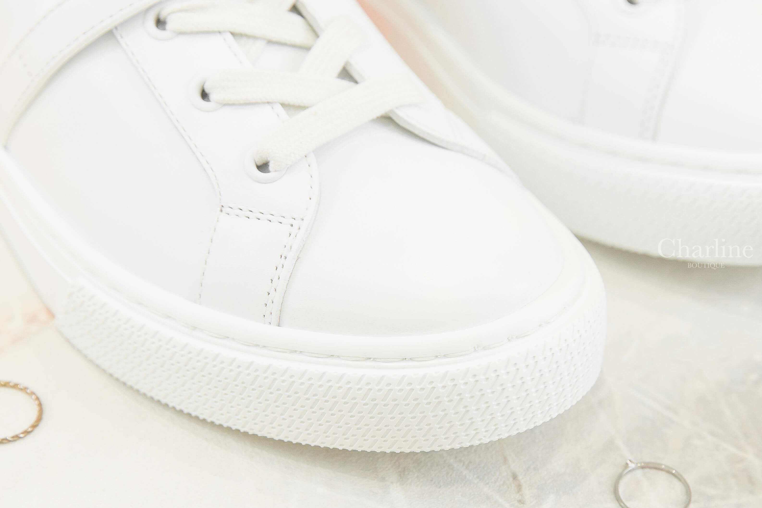 Hermès Day Sneaker 白色玫瑰金釦小牛皮運動鞋