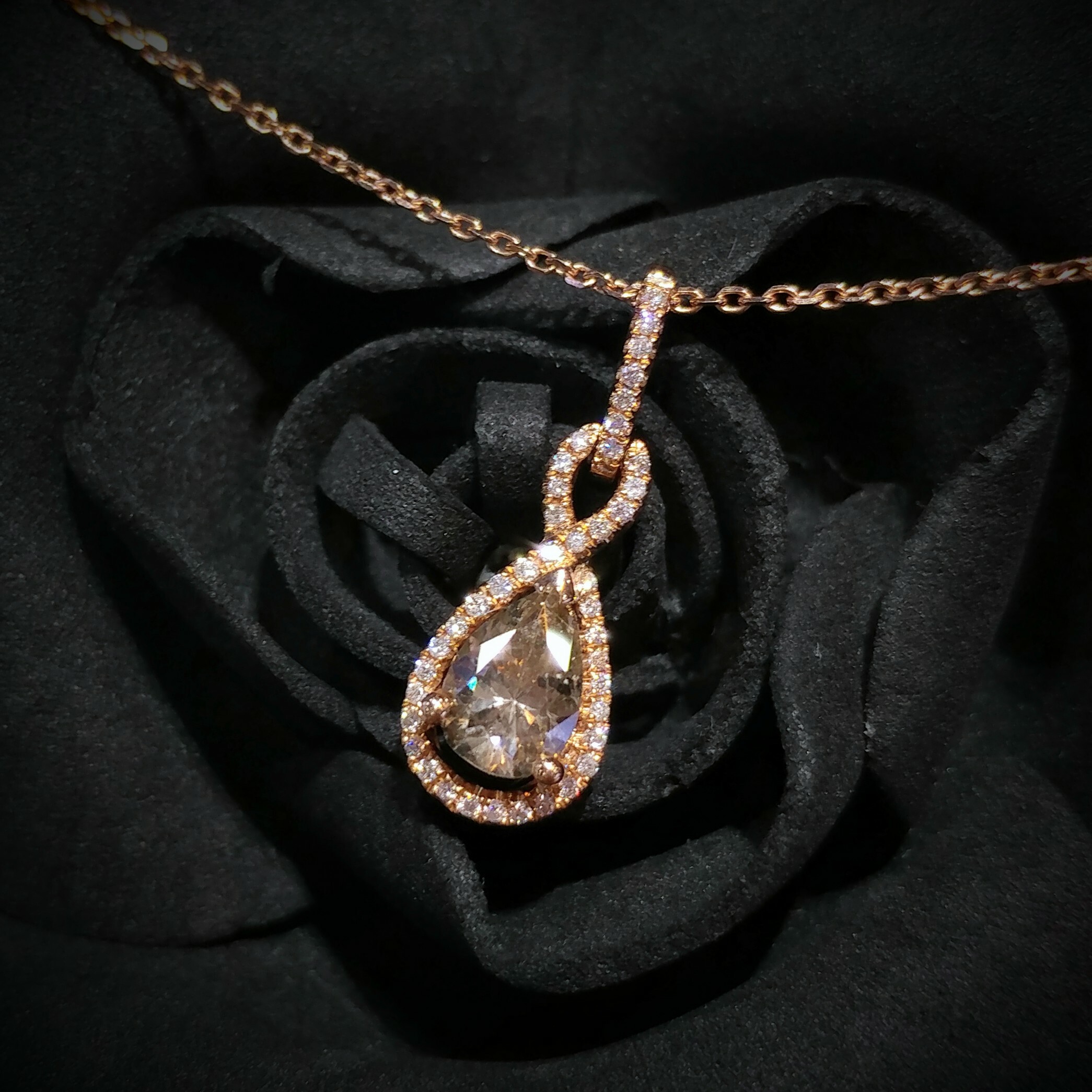 18K Rose Gold 1.05ct Diamond Pendant
