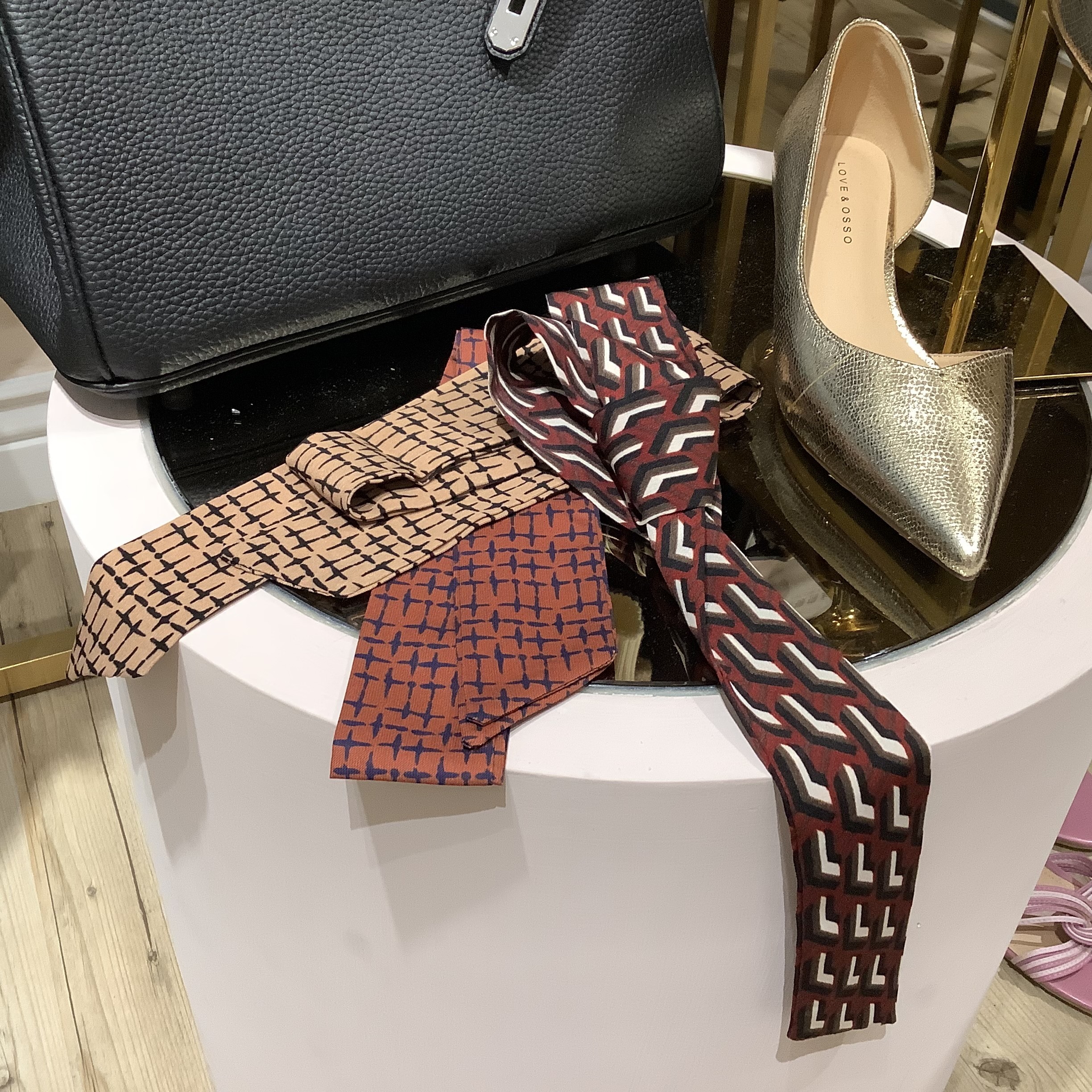 細條絲巾 90x4.5公分