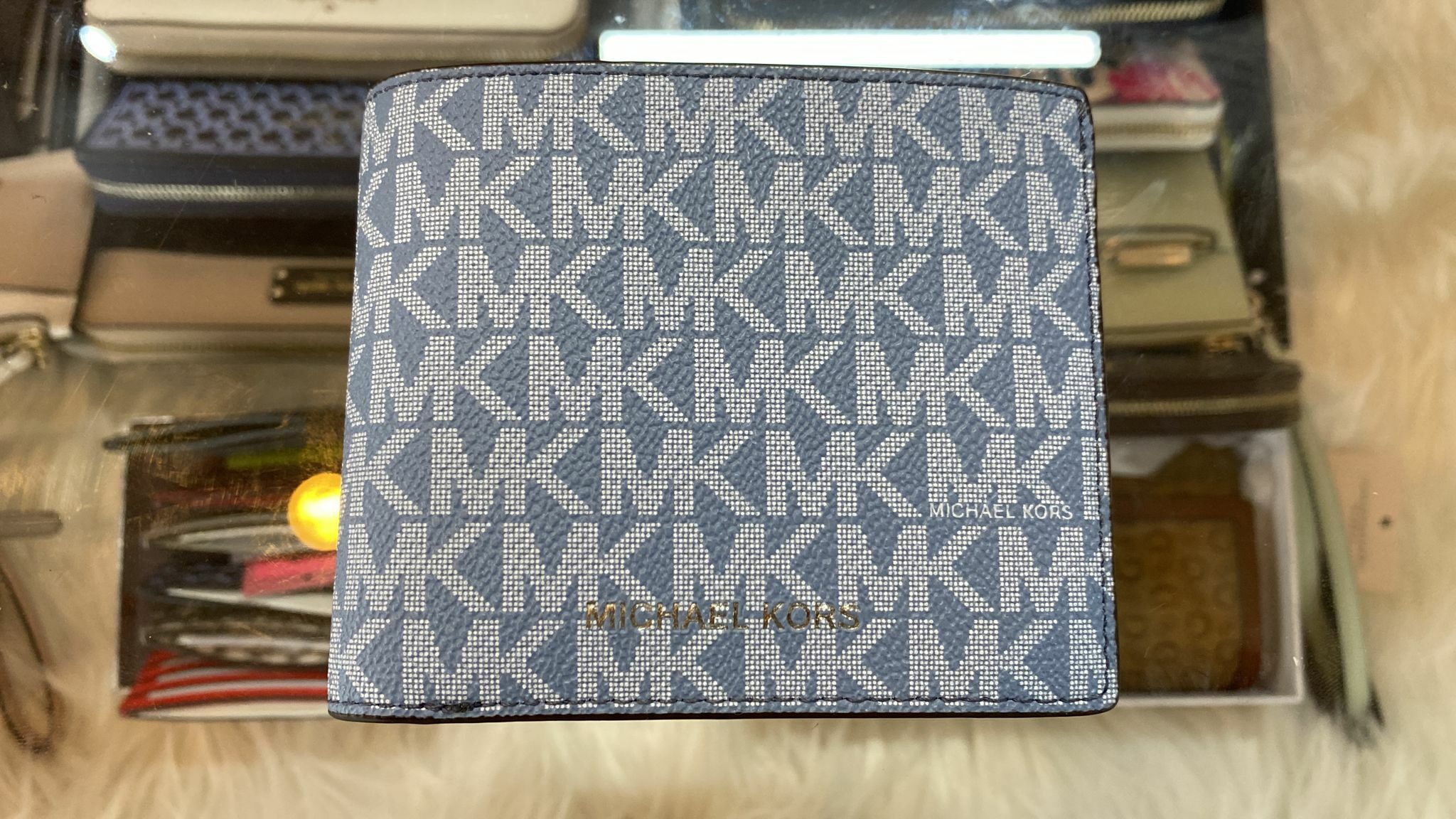 [S] MICHAEL KORS COOPER BILLFOLD WALLET WITH PASSCASE,CHAMBRAY, 196163115641 (SMK72)