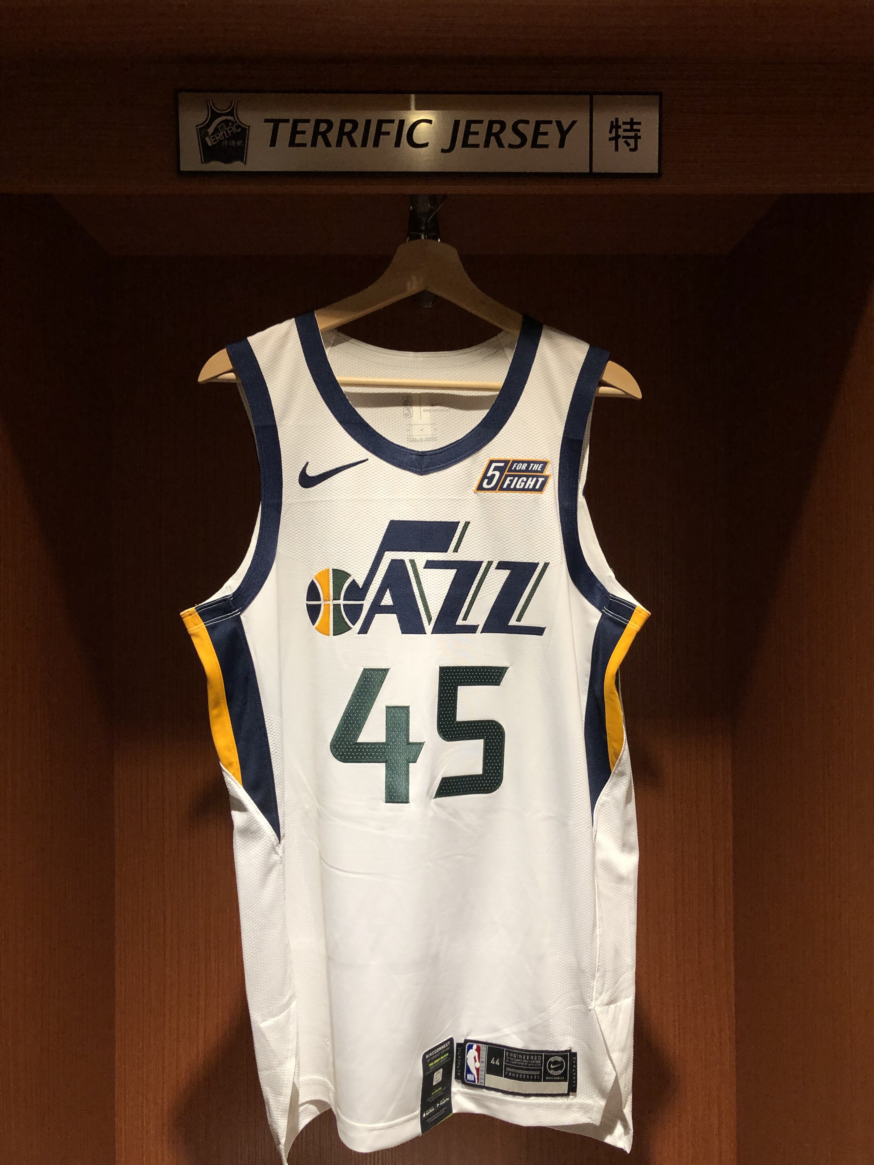 NBA球衣 Donovan Mitchell 猶他爵士白 Association Nike Authentic 球員版 電繡 含贊助商標 全新