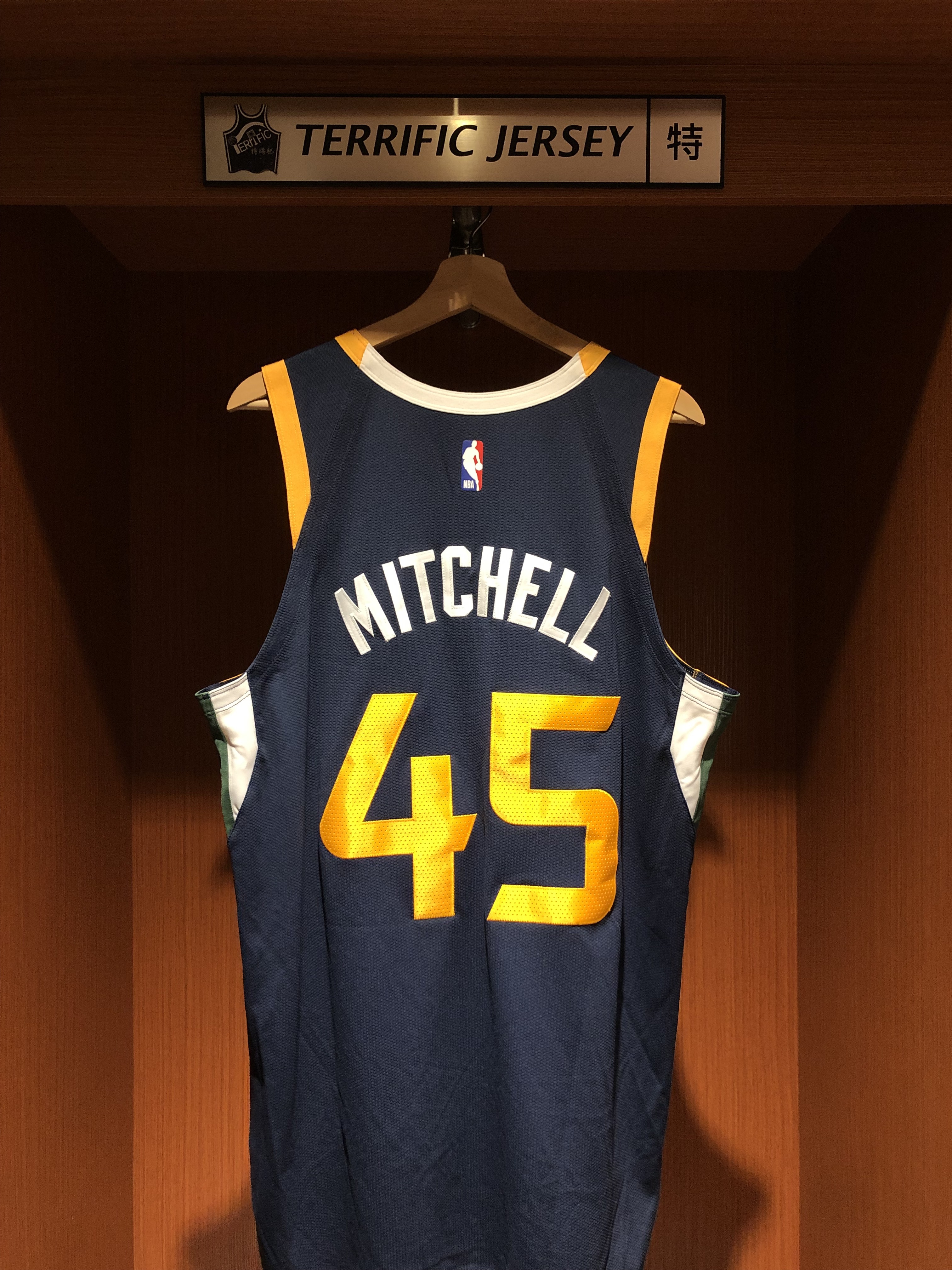 NBA球衣 Donovan Mitchell 猶他爵士深藍 Icon Nike Authentic 球員版 電繡 含贊助商標 全新