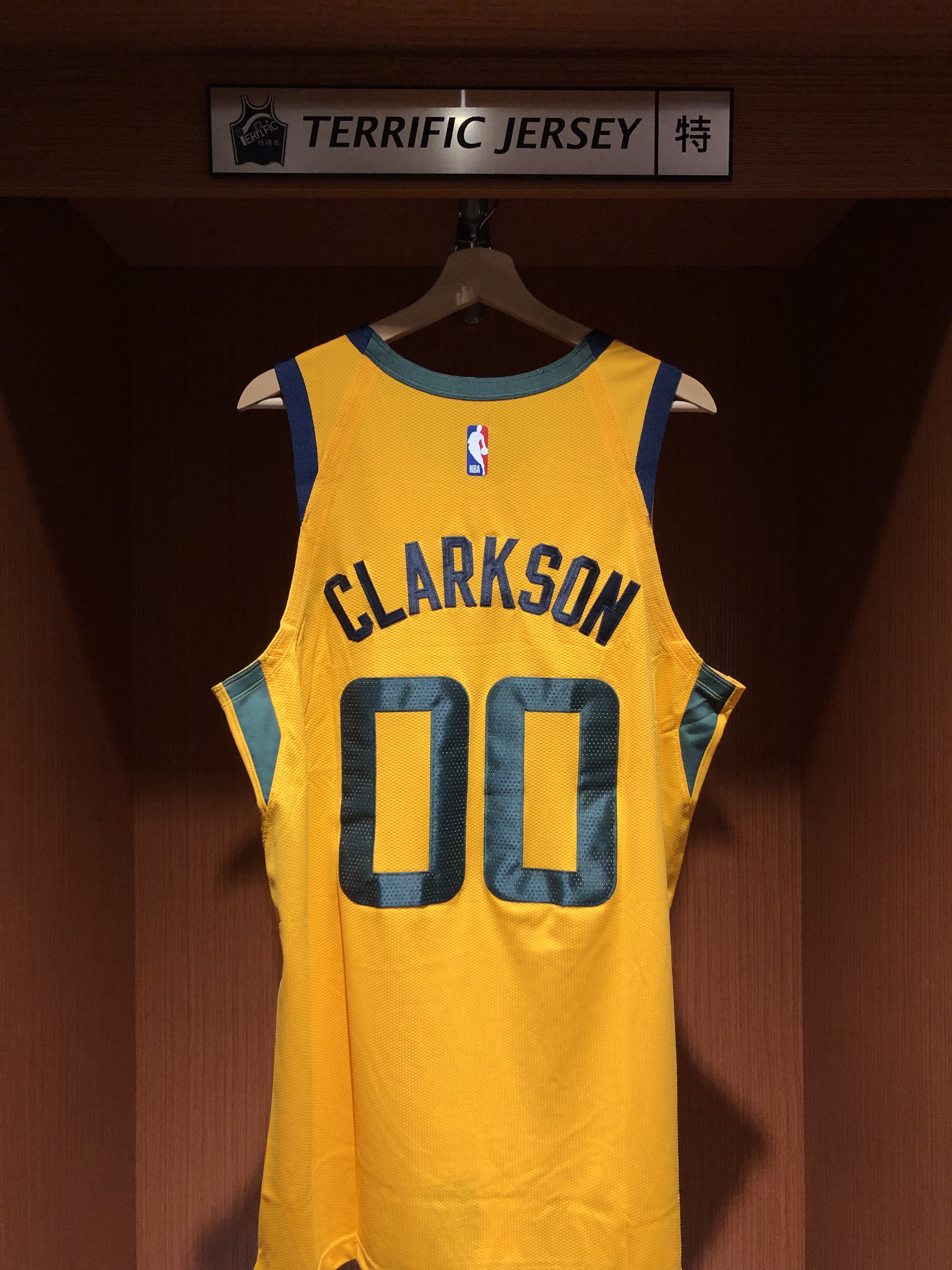 NBA球衣 Jordan Clarkson 猶他爵士黃 Statement Nike Authentic 球員版 電繡 含贊助商標 全新