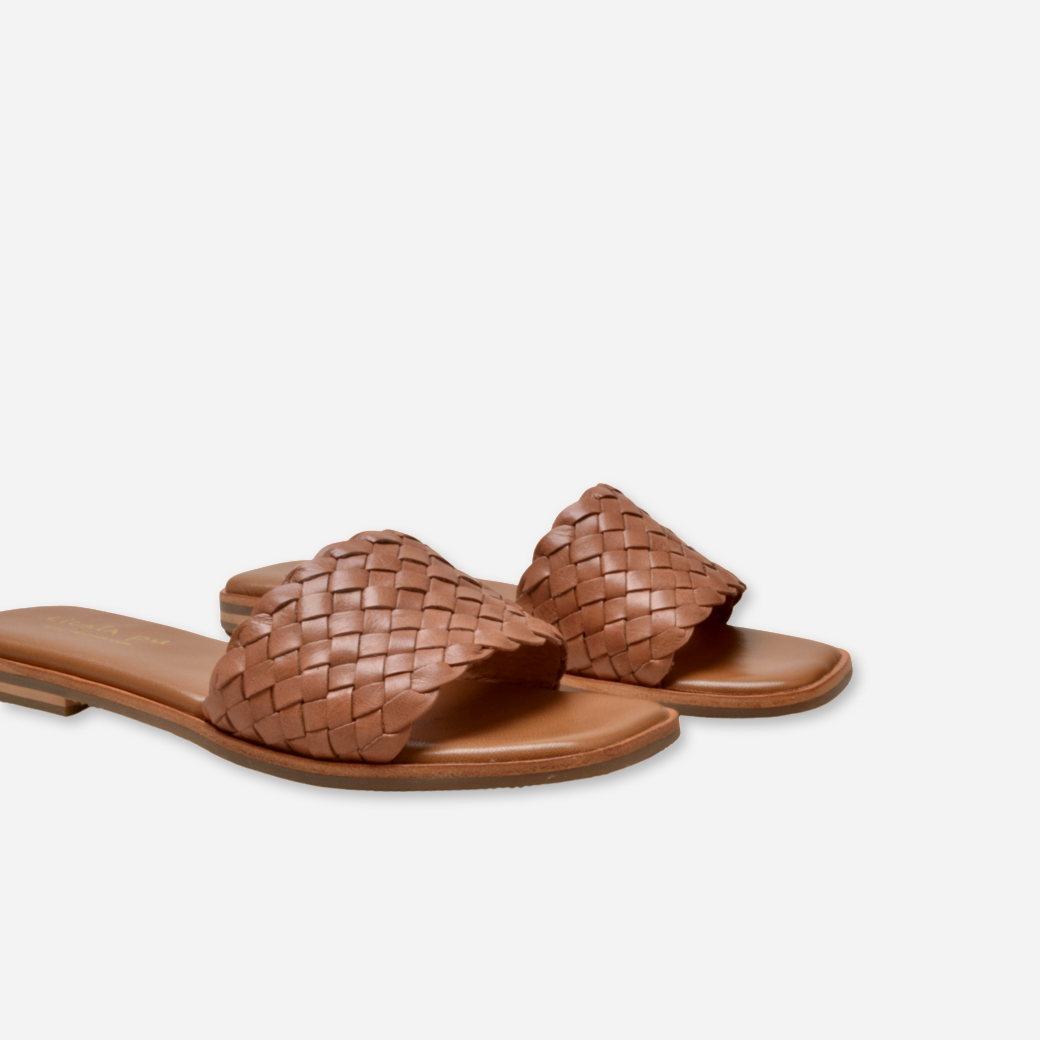 7911 棕色 手工編織涼鞋