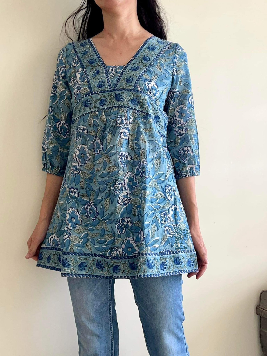 梔子花開 琉璃藍 Zoe Top