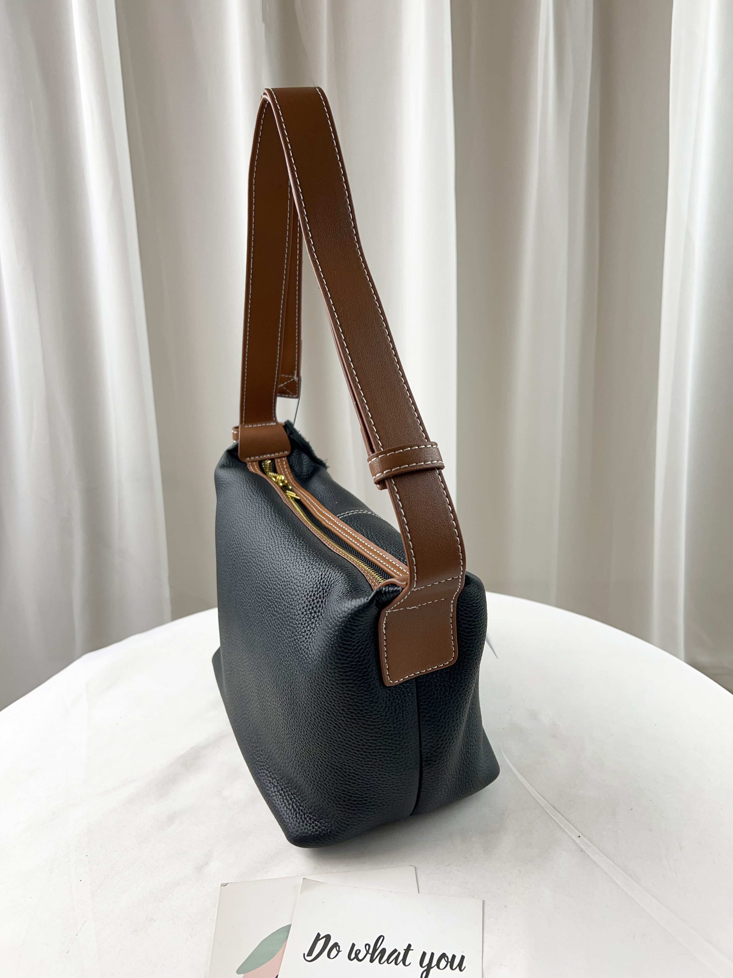 經典黑 真皮牛皮肩背包 / 側背包 #SM-8298