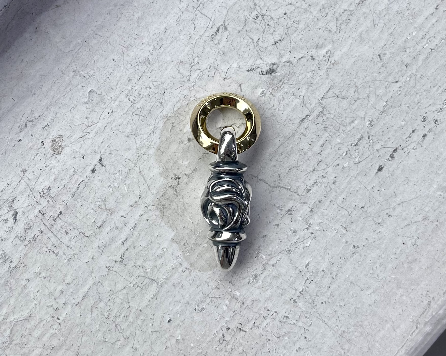 Mating Flight Pendant: Eagle w/ 18K gold ring