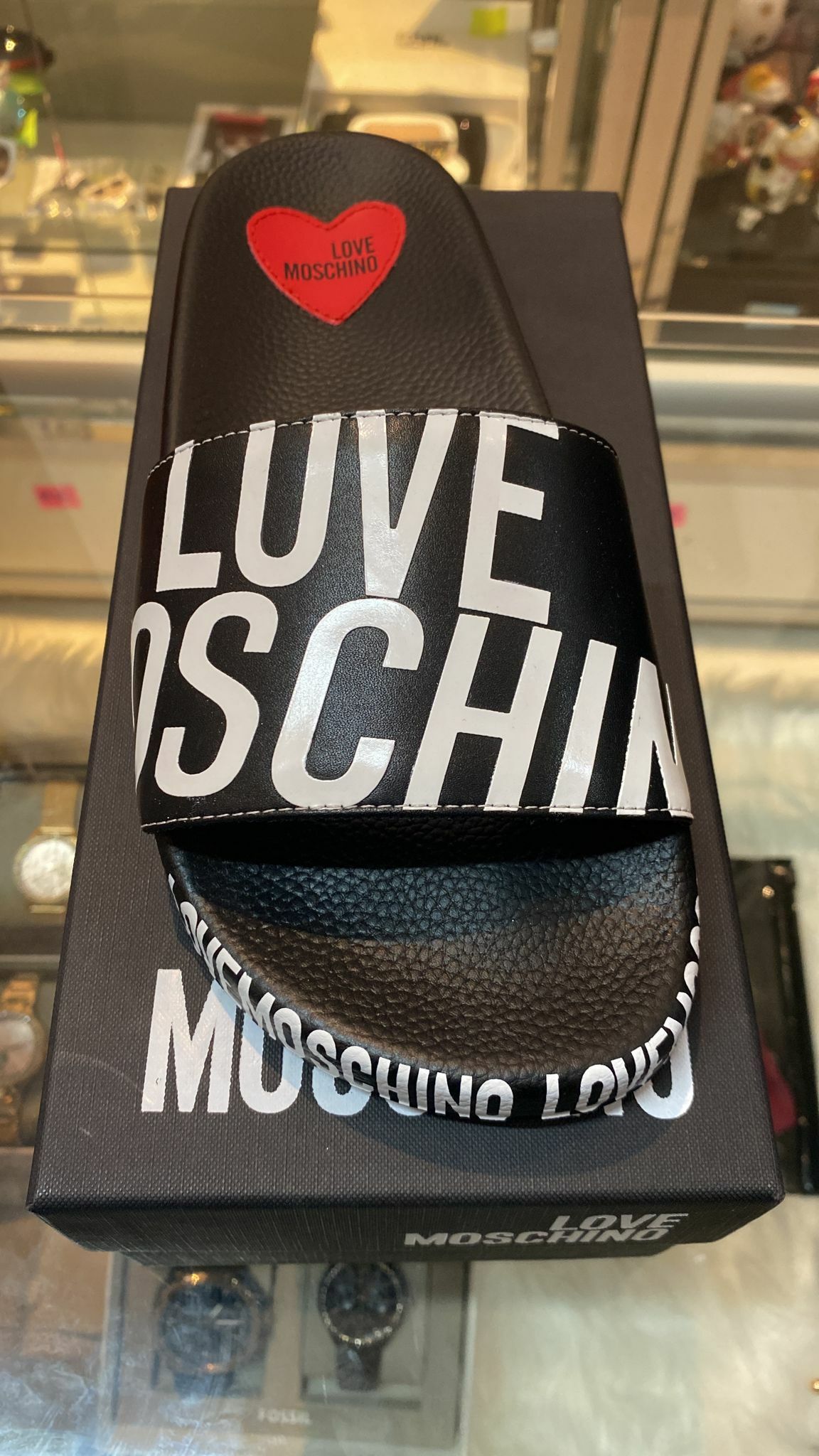 [S] LOVE MOSCHINO WORD LOGO SLIDER,BLACK, JA28032G0CI12000-BLK (SLM46)