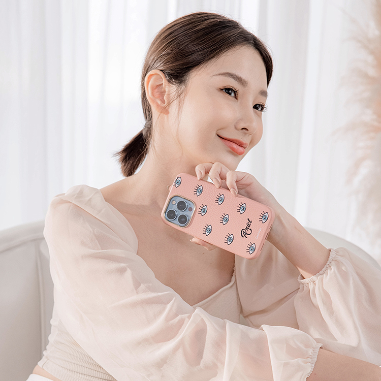 藍色眼睛 蜜荔殼 蜜荔粉皮革殼 - (訂製名字) iPhone客製化手機殼