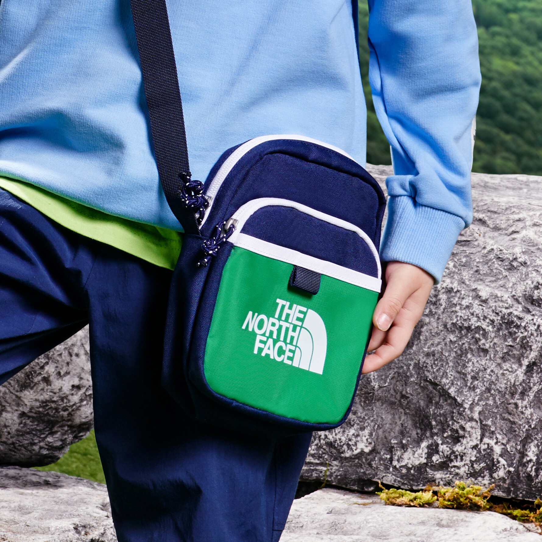 THE NORTH FACE 童 CROSS BAG M LOGO 側背小包 NN2PN03R