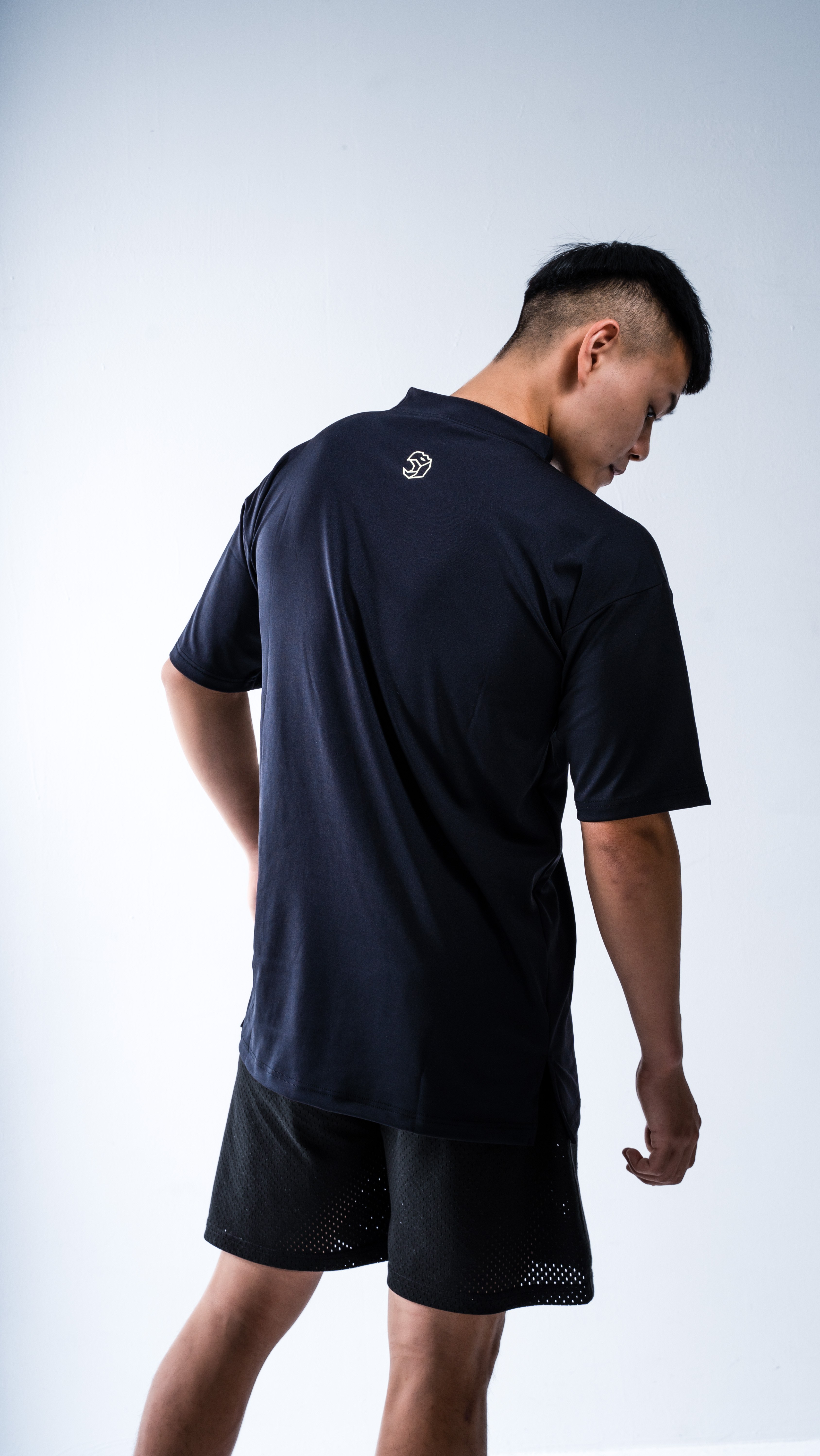 SKIN-Light™ CYA Oversized Tee - Black