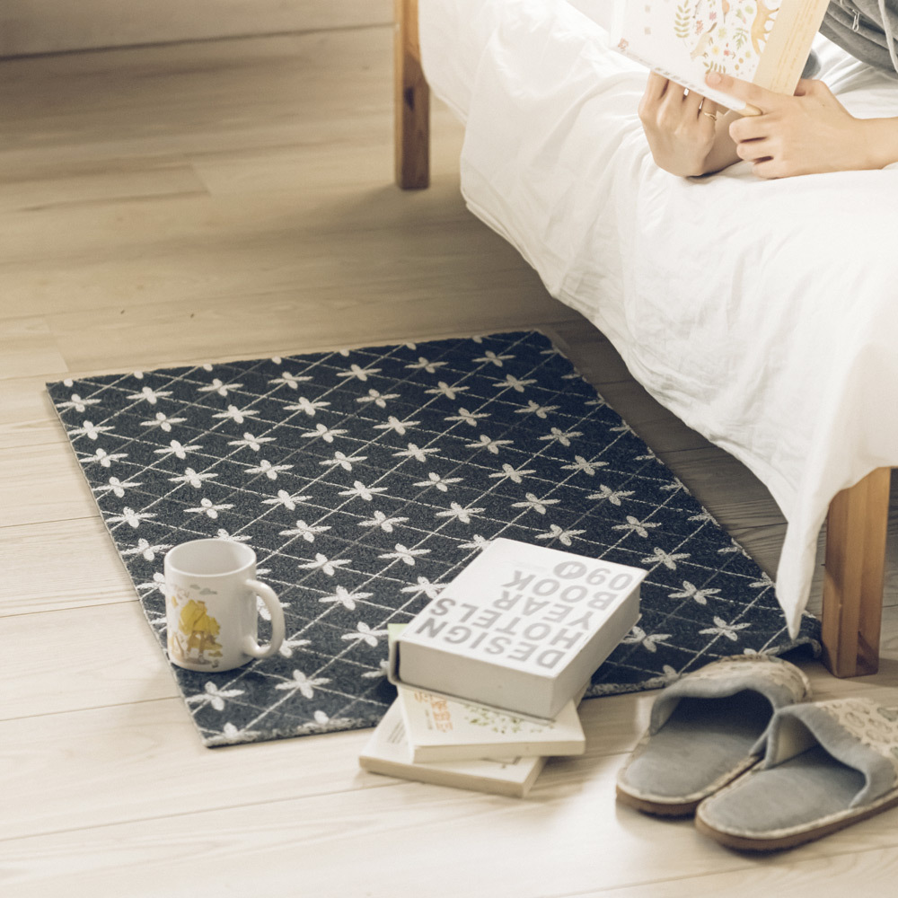 台灣 Dayneeds｜異國風情絲圈地墊 75x45cm