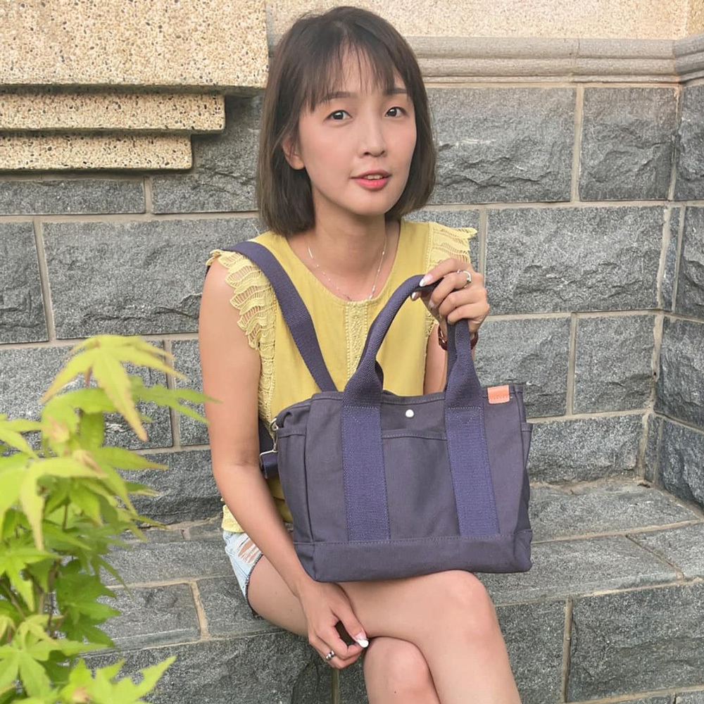 部落客 魯蛋妹&大腸弟吃喝玩樂過生活穿搭推薦帆布多隔層兩用托特包 MONIQUE