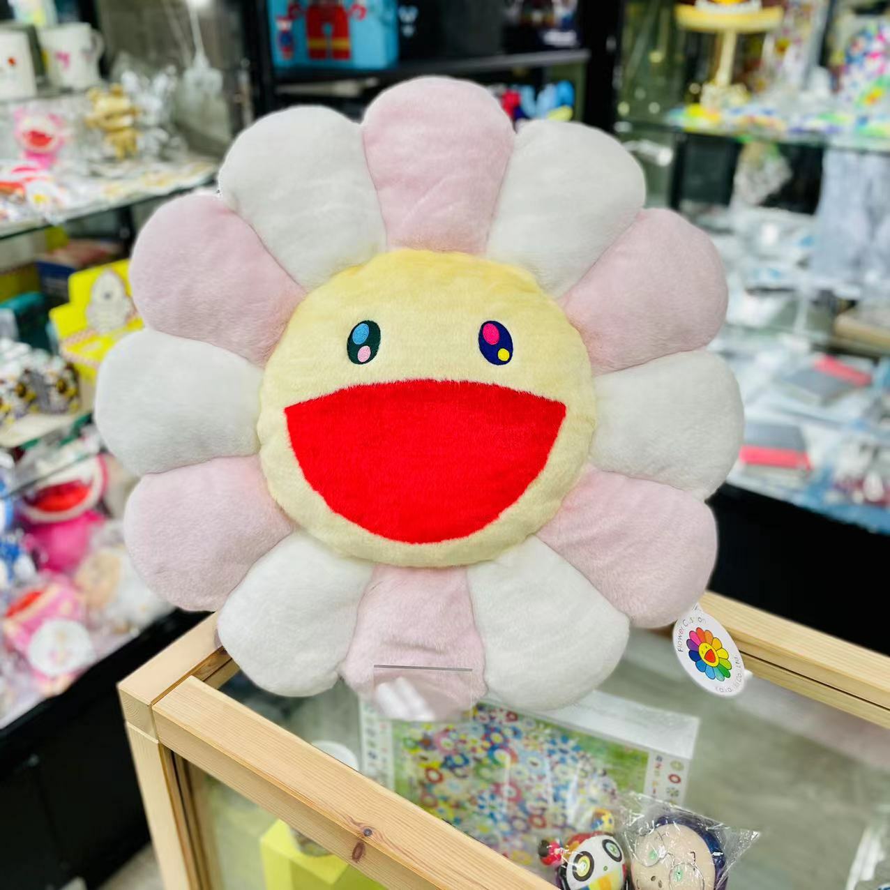 30cm / 60cm Flower Cushion (Light Pink & White)