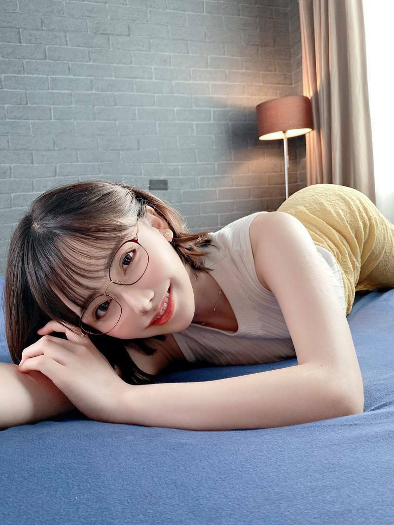 日本NPG AV ONA CUP 深田詠美飛機杯