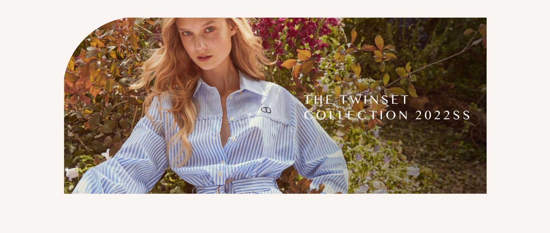 ／在充滿不確定性和迷茫的時刻， 專注於浪漫主義和女性氣質。／