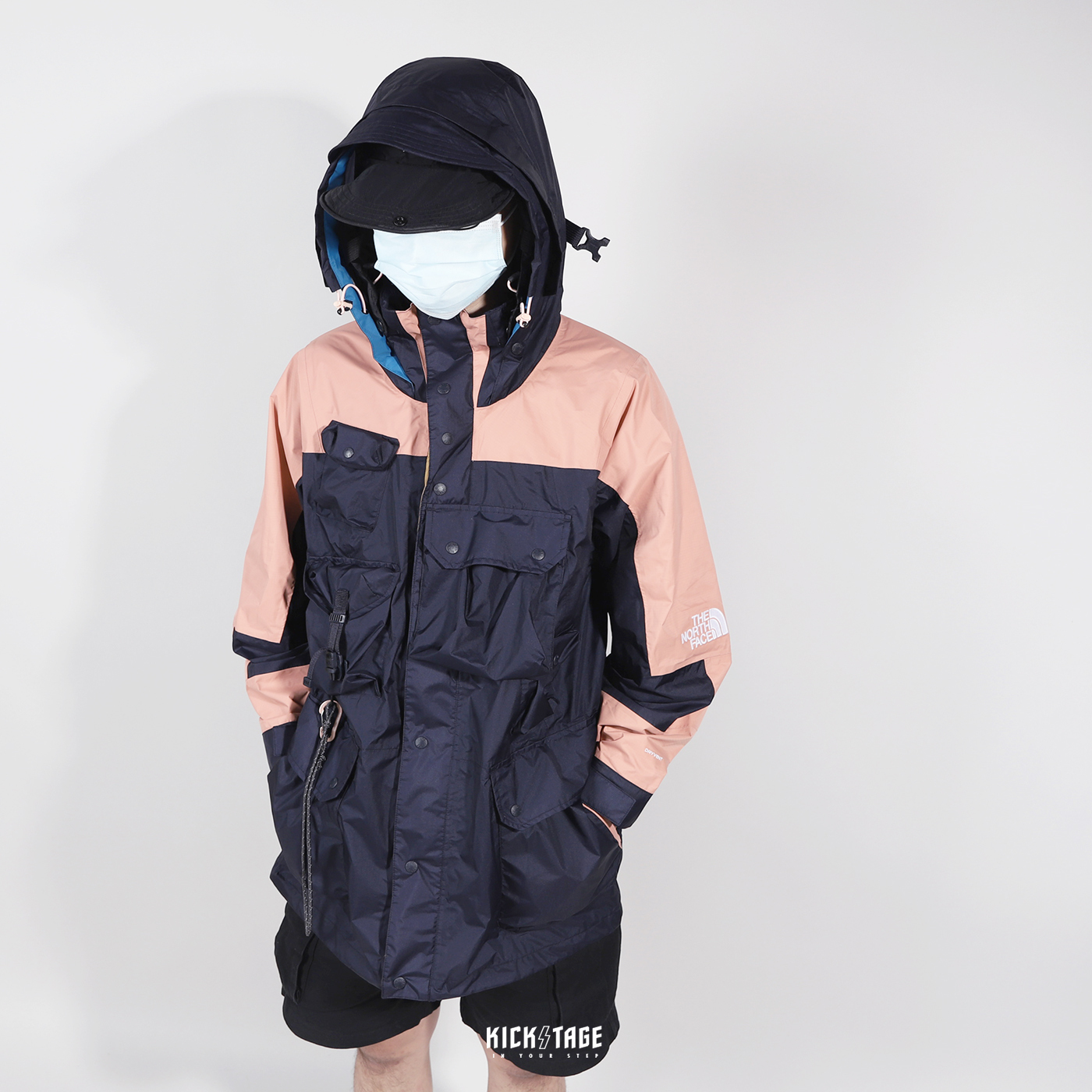 **特價商品售出不退換**男女款 THE NORTH FACE UE 深藍粉 北臉 雙層帽子 多口袋 防水 機能外套【NF0A7QPSRG1】