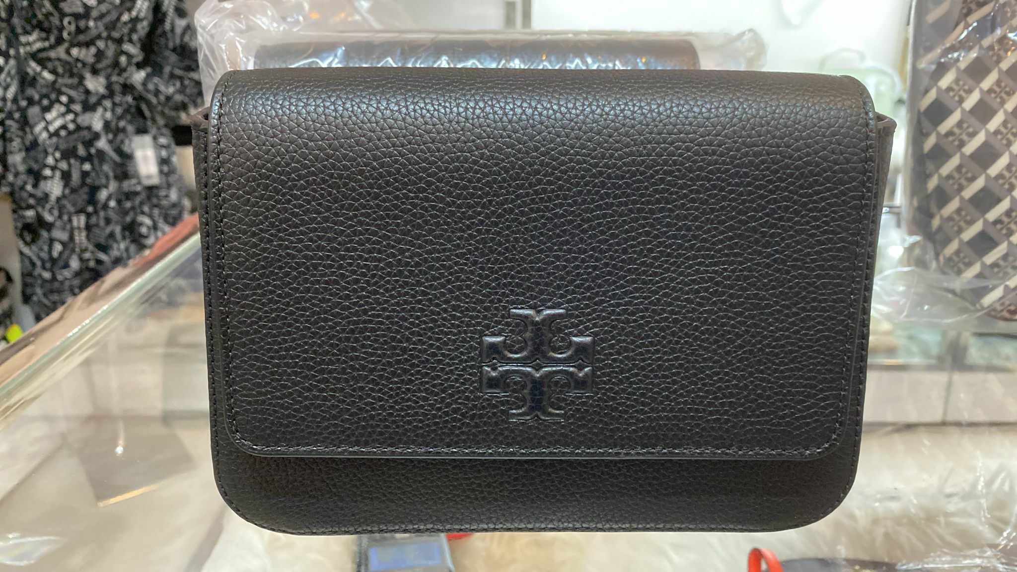 [S] TORY BURCH THEA WEB FLAP CROSSBODY, BLACK , 84778-001 (STB111)