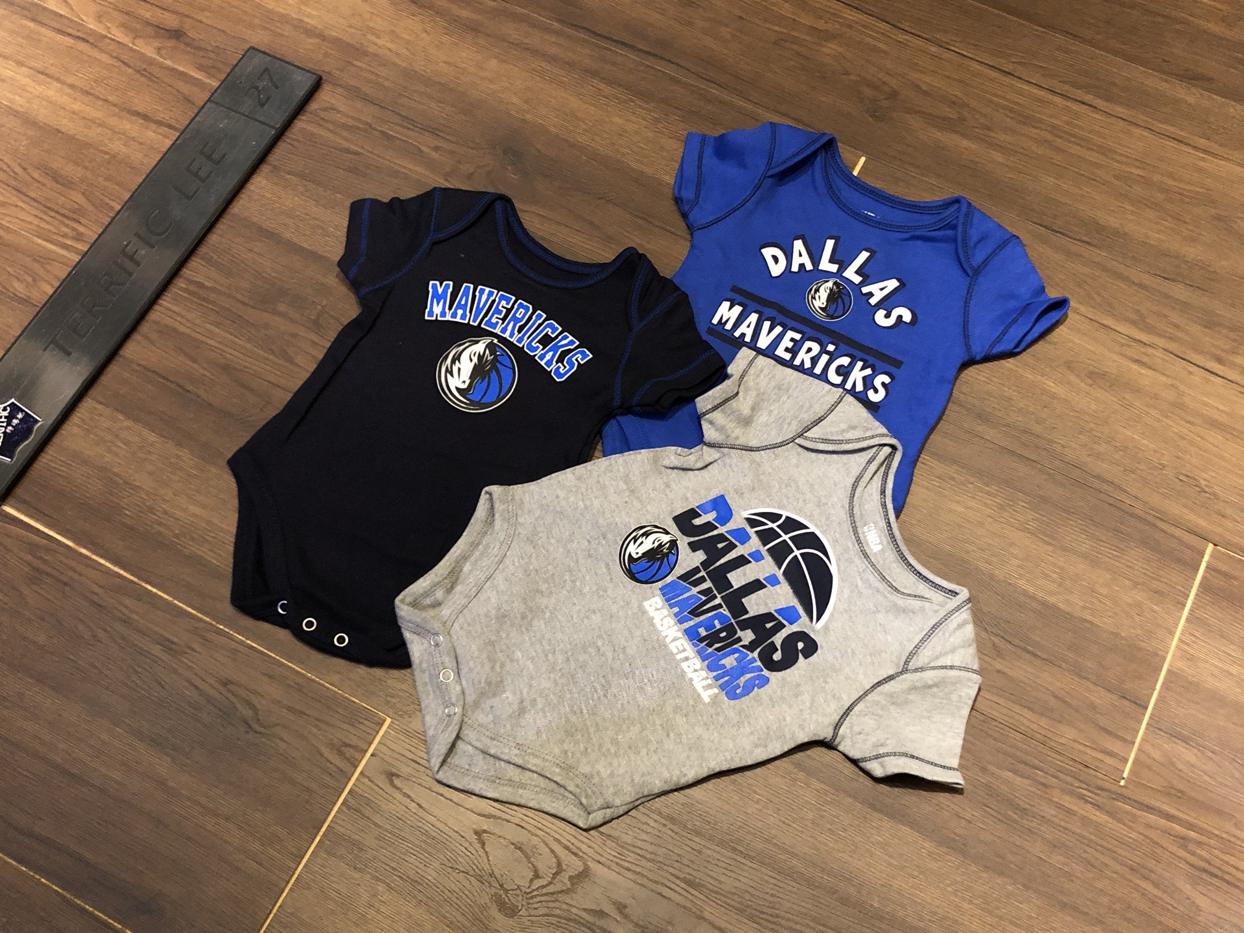 NBA球衣 Dallas Mavericks 達拉斯小牛 灰籃球 三件組 童裝 Outerstuff 全新 包屁衣 非青年版