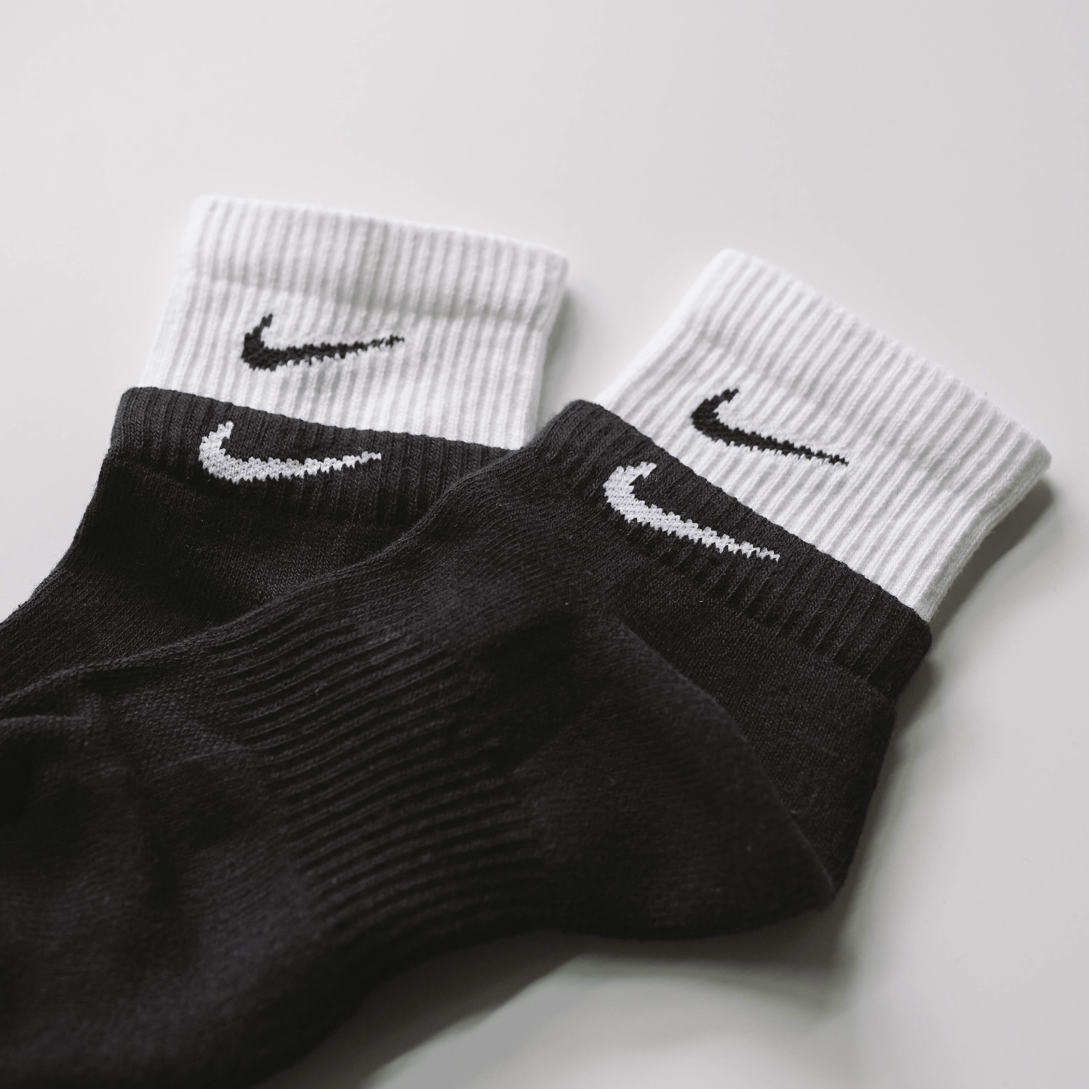 Nike Quarter Socks Mixed White Black