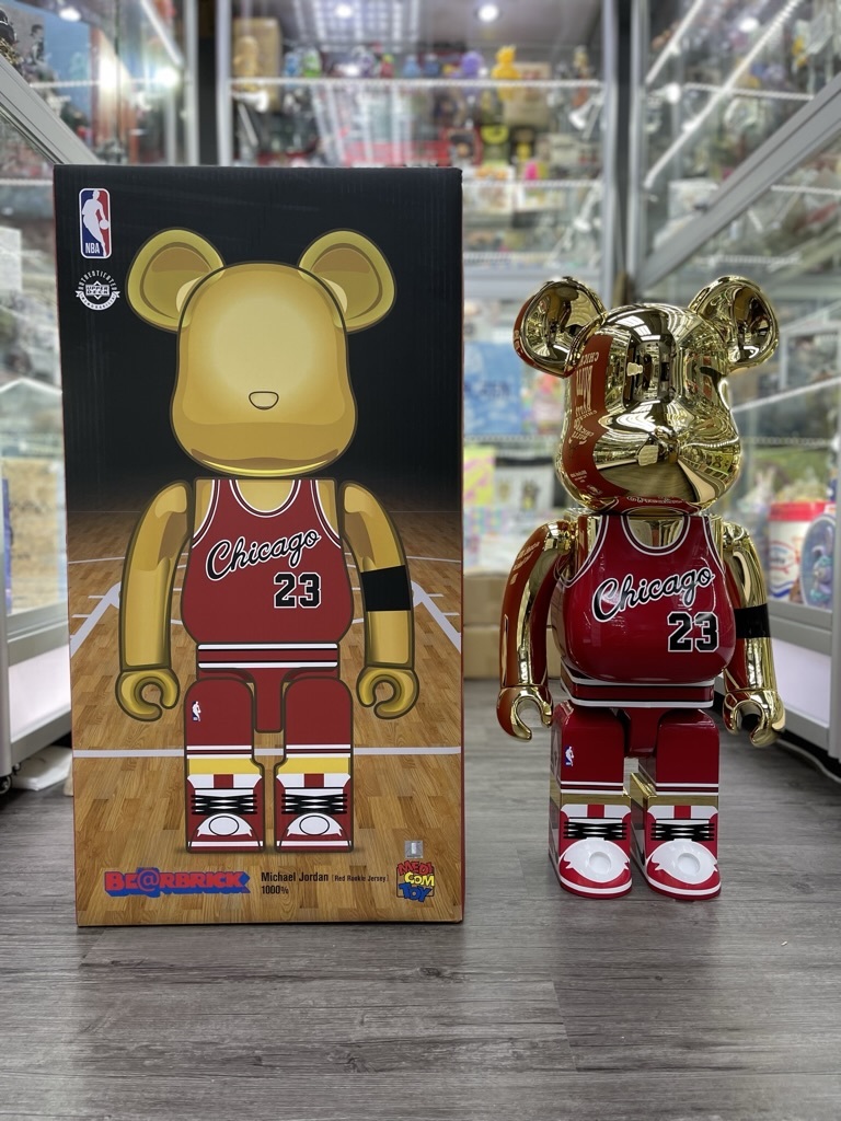 Bearbrick BE@RBRICK Michael Jordan 1985 ROOKIE JERSEY 1000