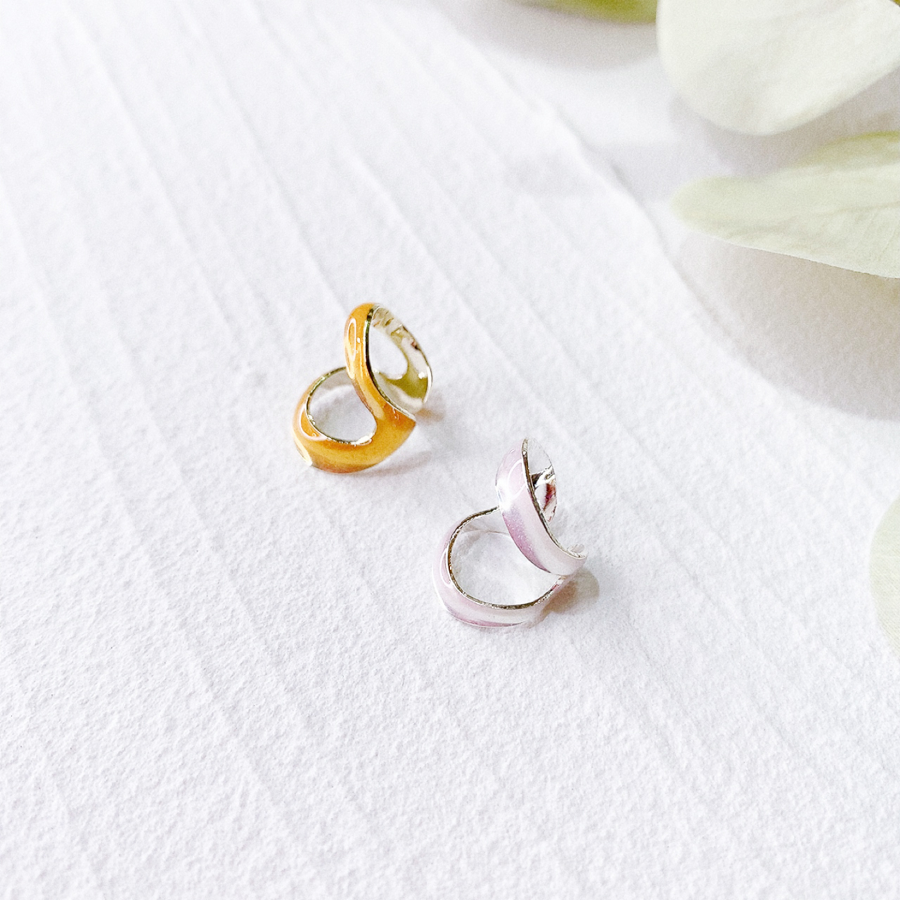 日本單色耳骨夾耳環