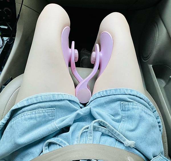 輕盈寶寶推薦美腿翹臀盆底肌訓練器，每天在家運動就靠它