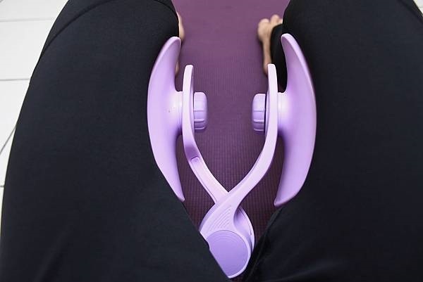 凱開式的熱情人生推薦美腿翹臀盆底肌訓練器，每天在家運動就靠它