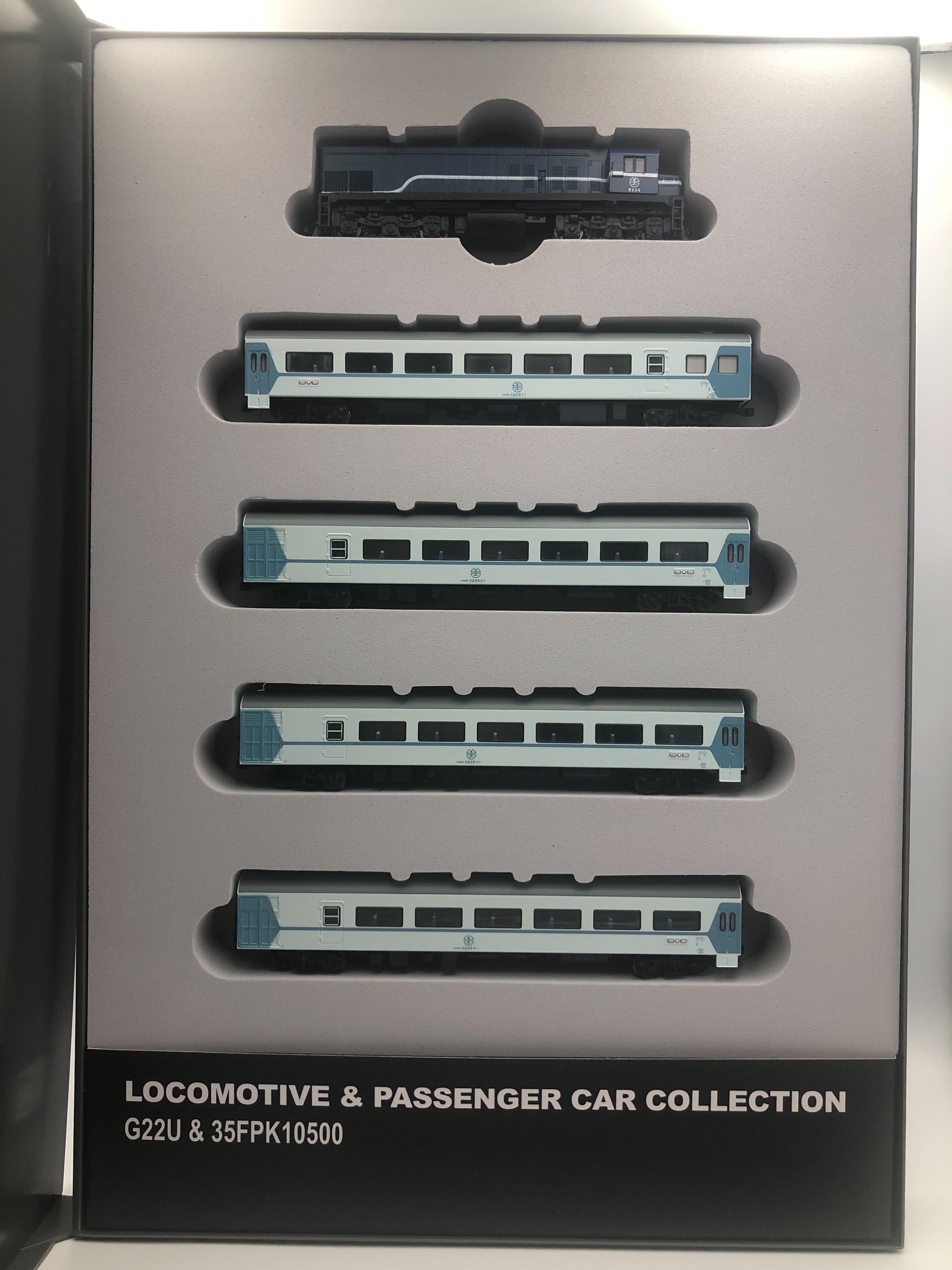 鐵支路 VT1016 N規 R100(藍) 藍白莒光車輛組 (32950型原始塗裝)