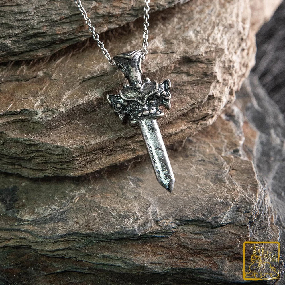 鎳鐵隕石-天鐵寶劍項鍊 10g 獅咬劍