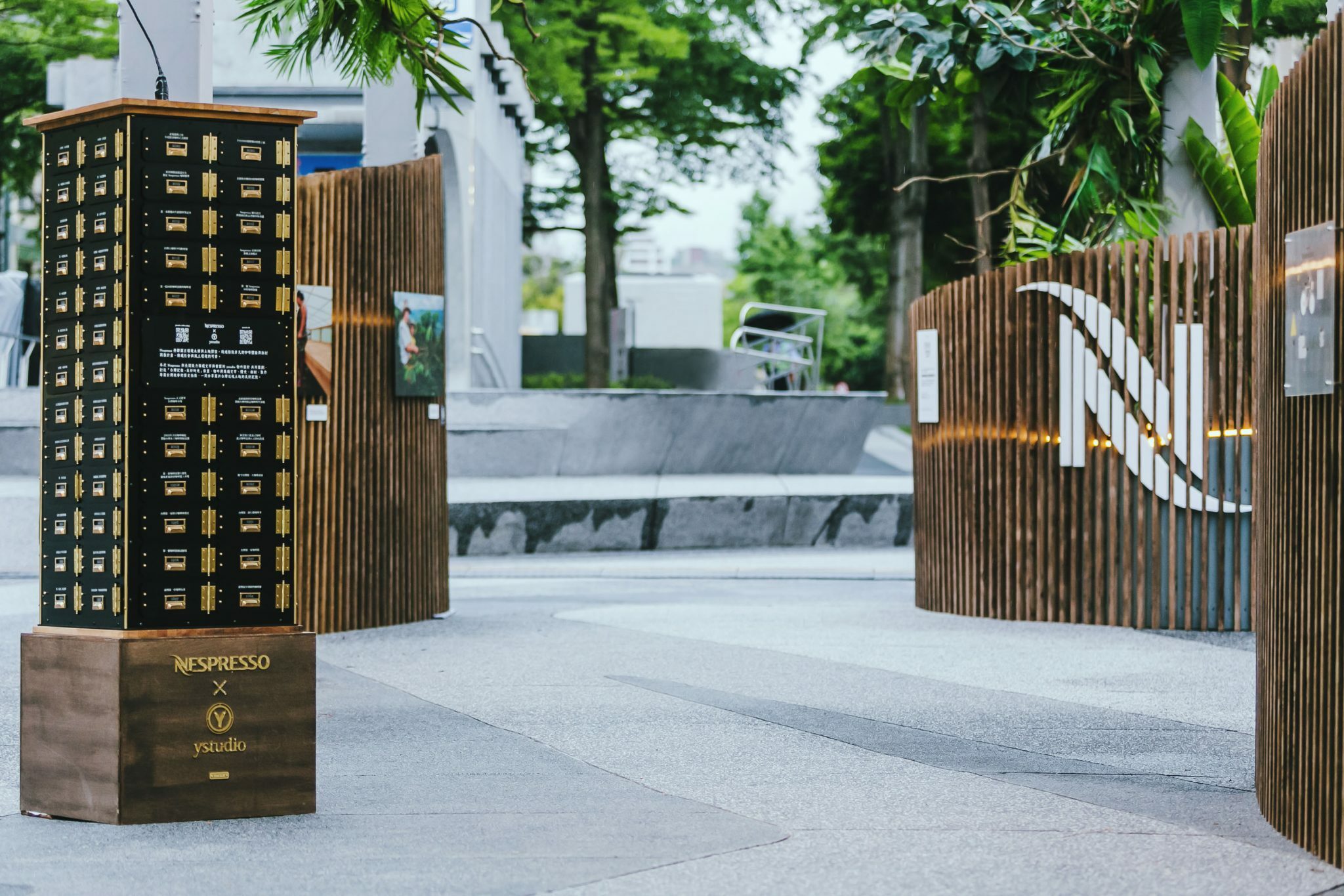 物外YSTUDIO提供品牌活動合作,為活動製作特殊製品。