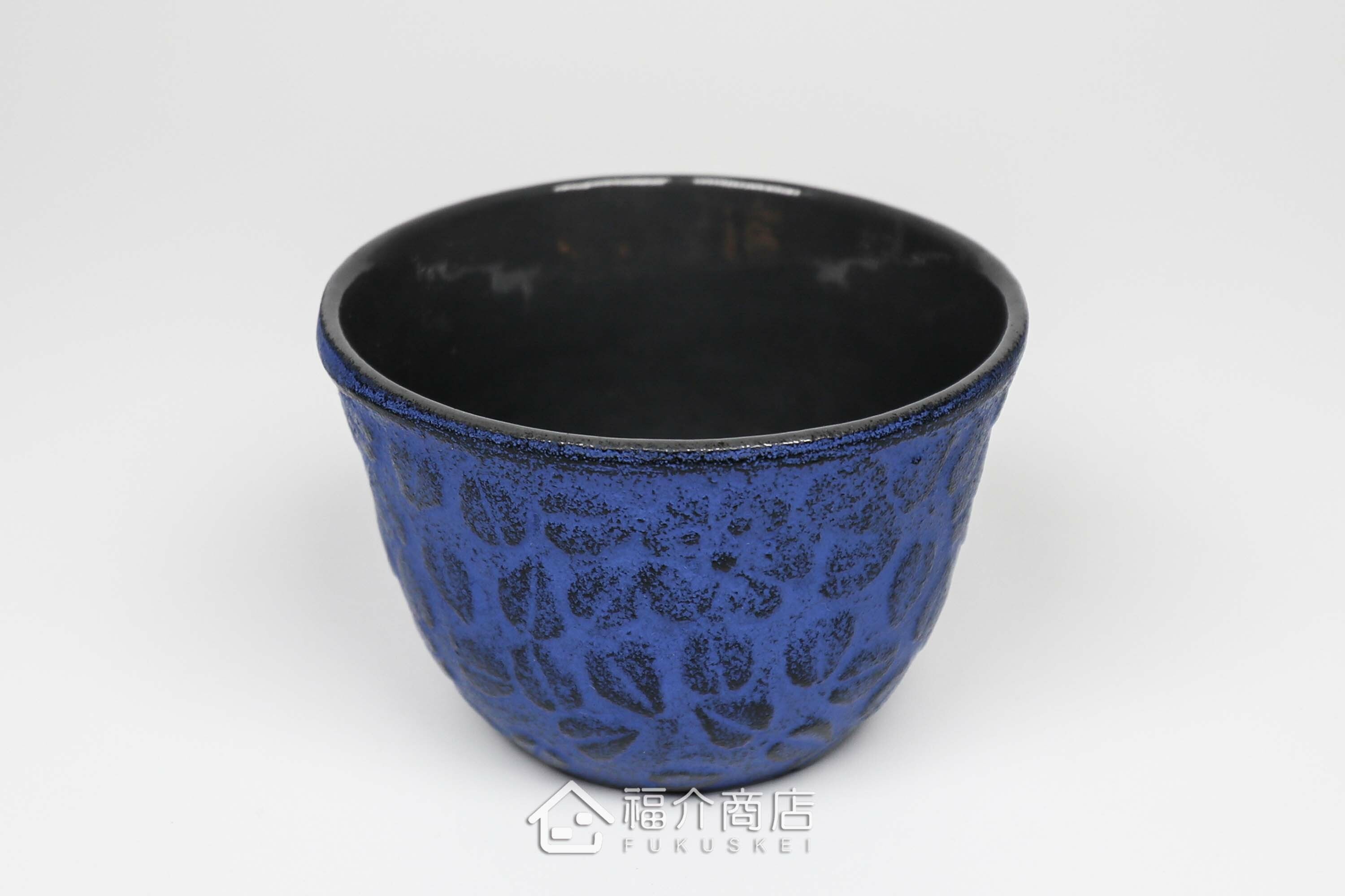 櫻花造型的青藍色鑄鐵杯