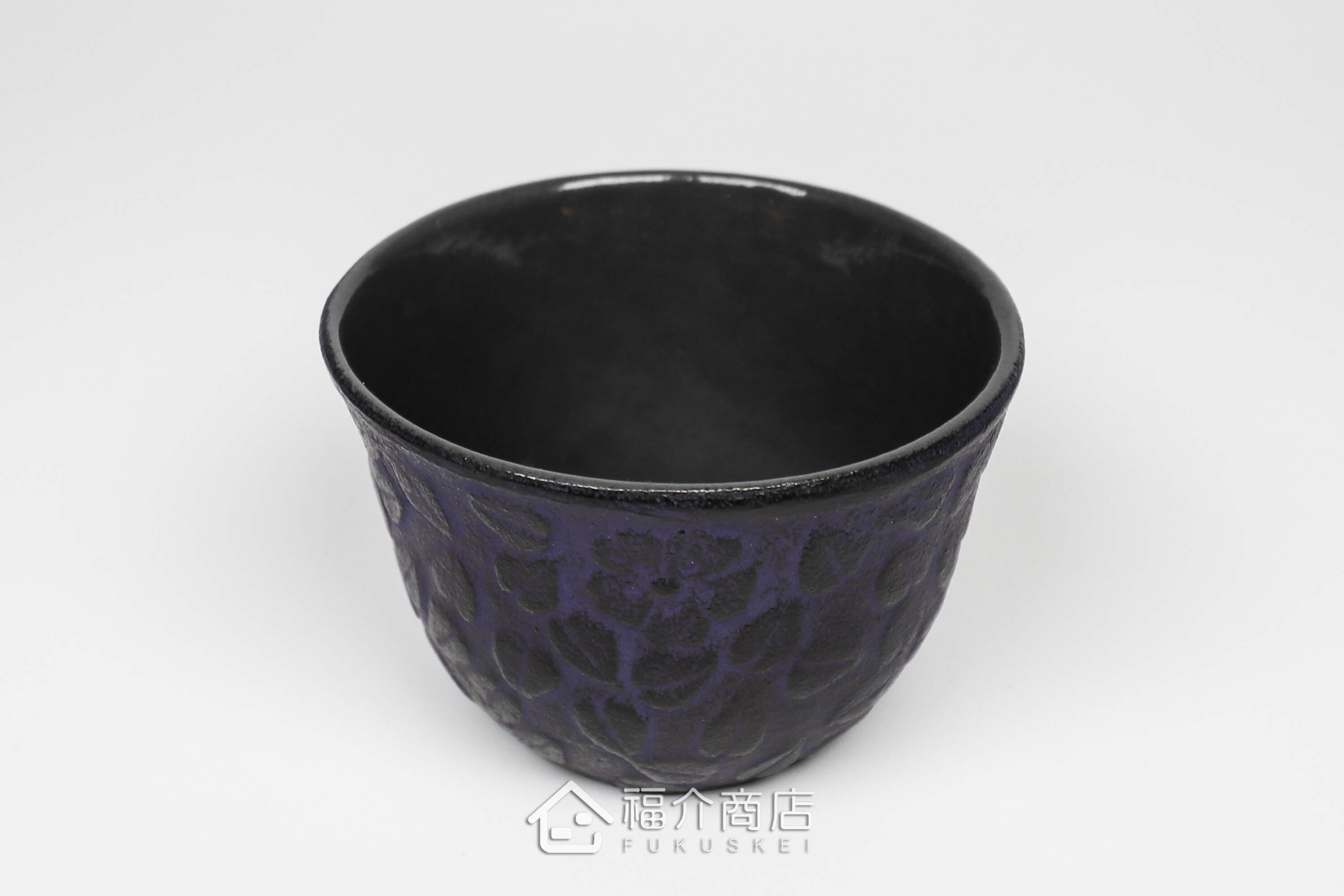 櫻花造型的紫色鑄鐵杯