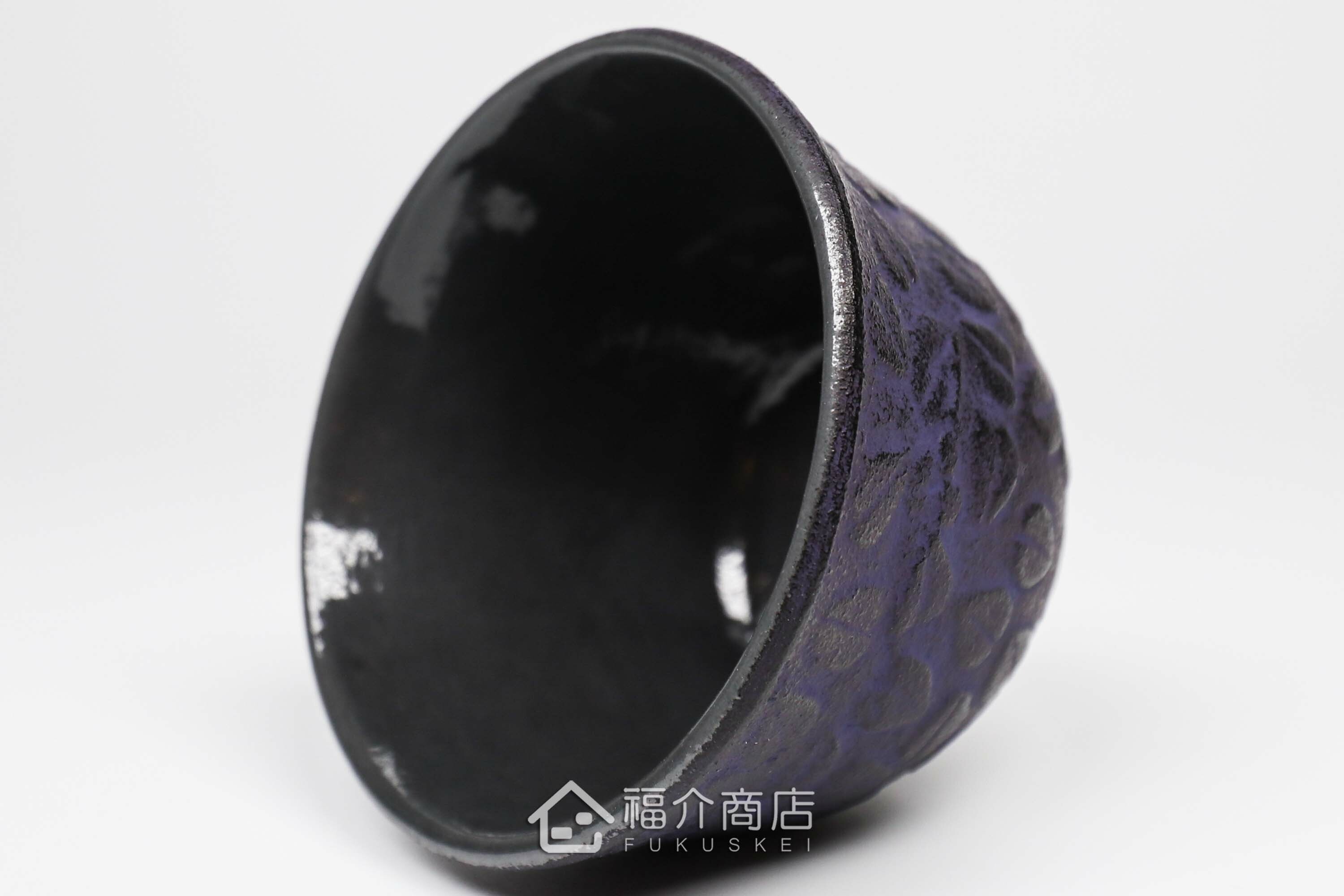 櫻花造型的紫色鑄鐵杯