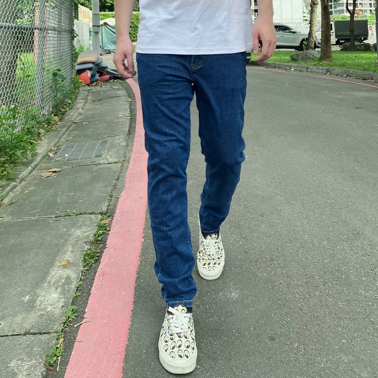 XCTRL 神之修身極彈牛仔褲-素面深藍