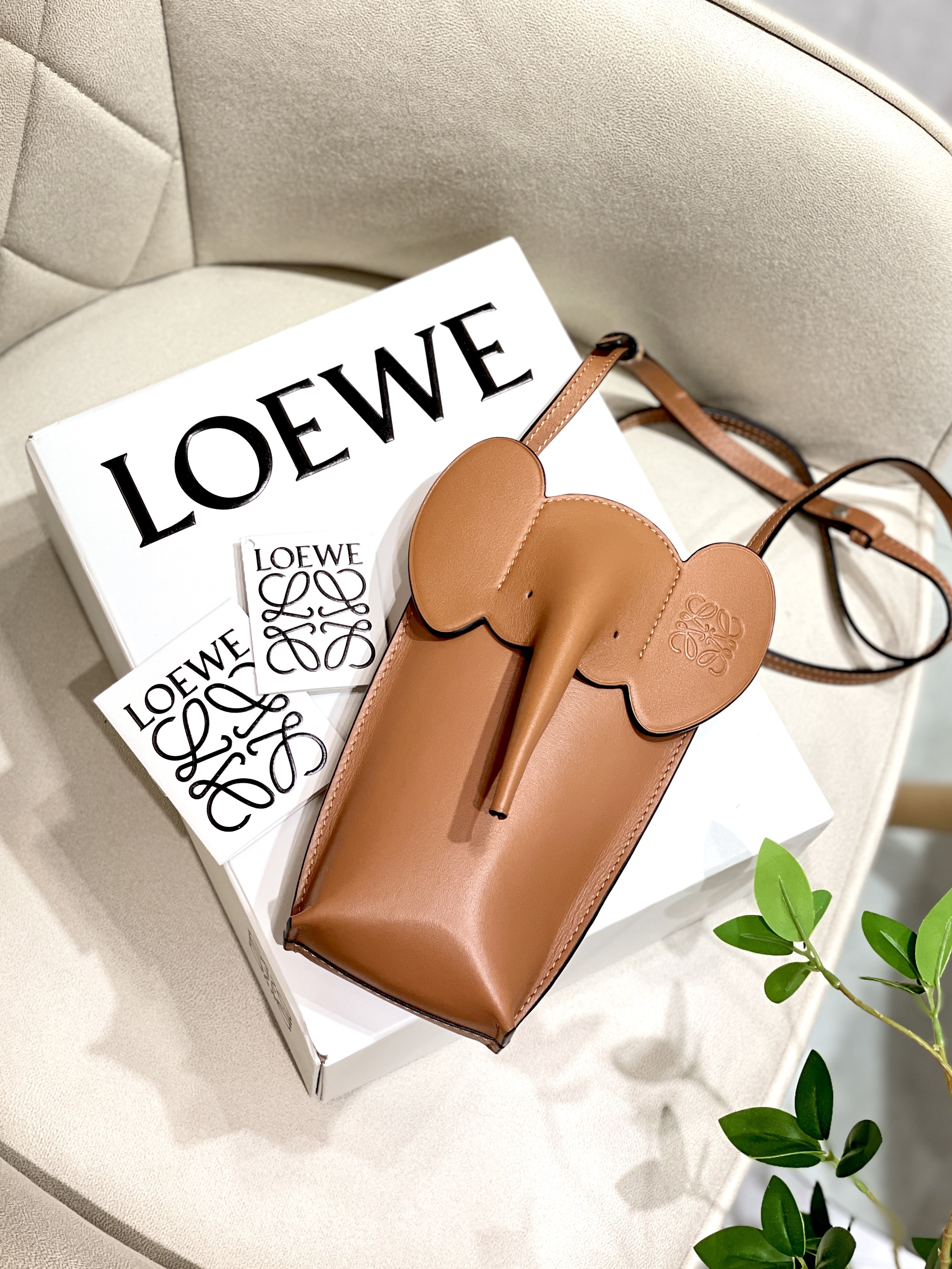 LOEWE Elephant Pocket