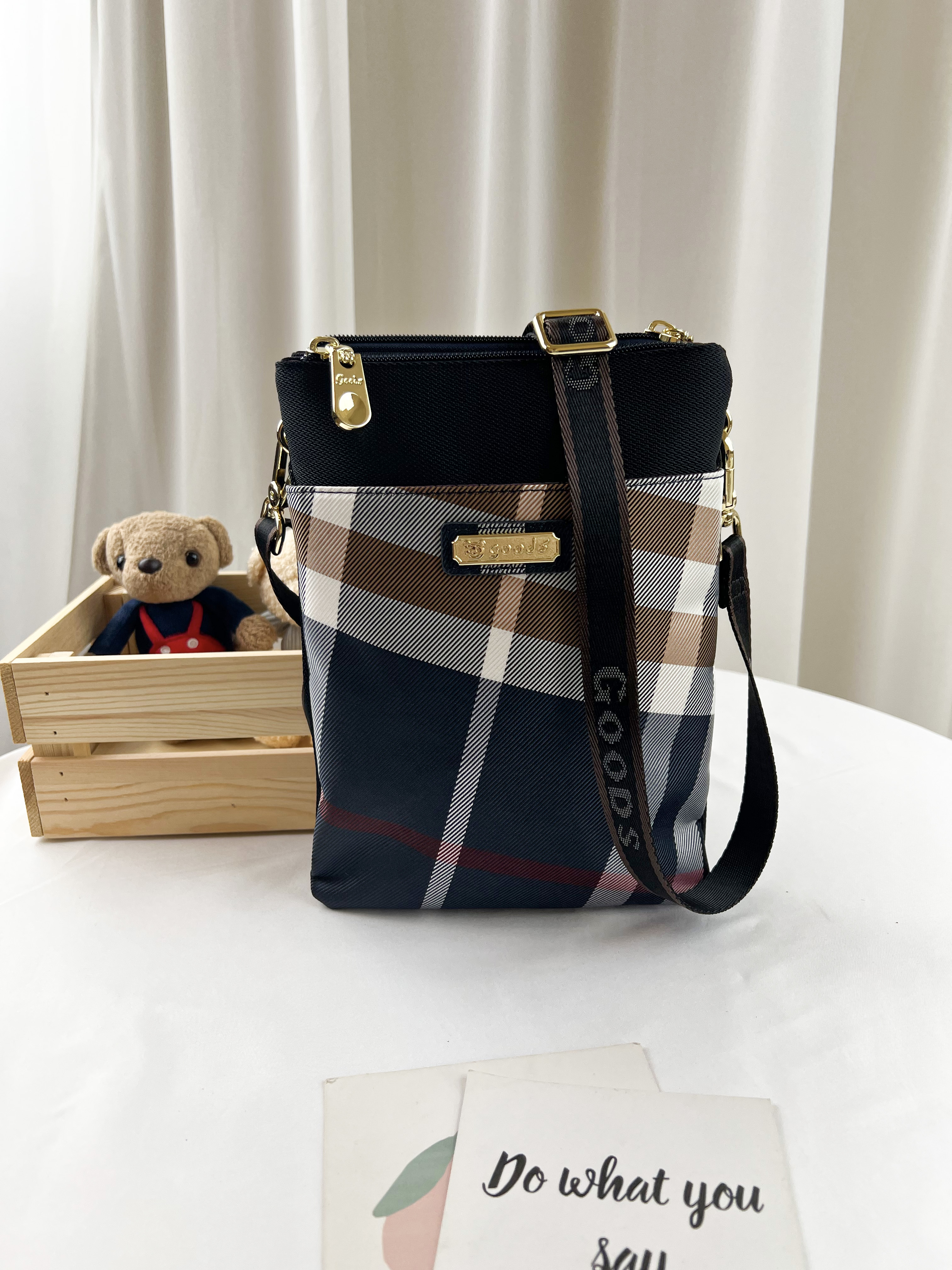 GOODS 大格黑 雙層防潑水手機側背包  #2505-1