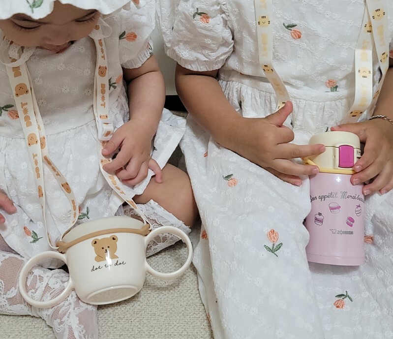 𝐃𝐨𝐭 𝐭𝐨 𝐃𝐨𝐭 圓圓臉硅膠水樽帶