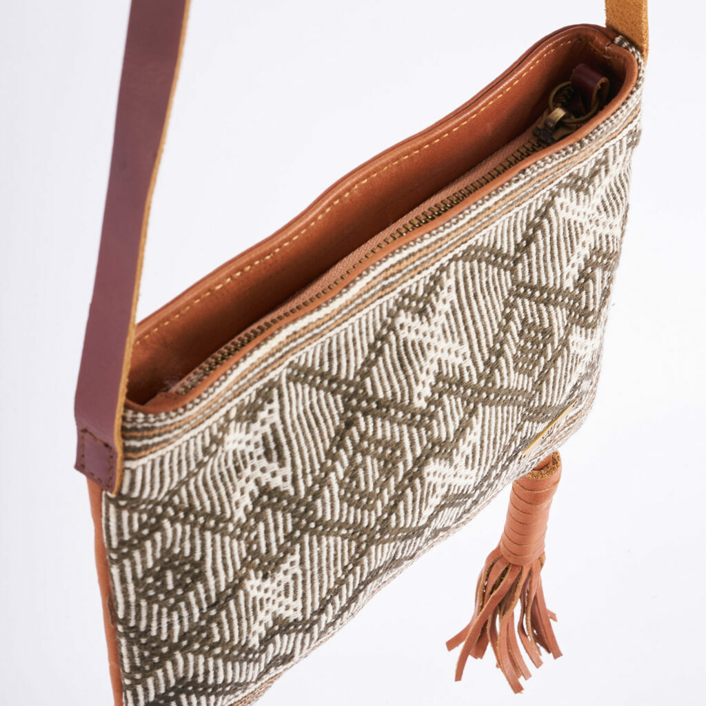 亞馬遜植鞣革包｜Machiguenga ｜秘魯