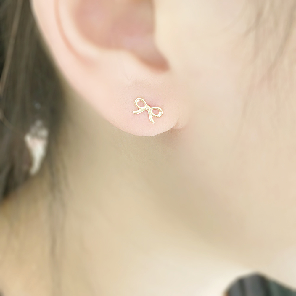 【me.luxe】K10簍空蝴蝶結耳環