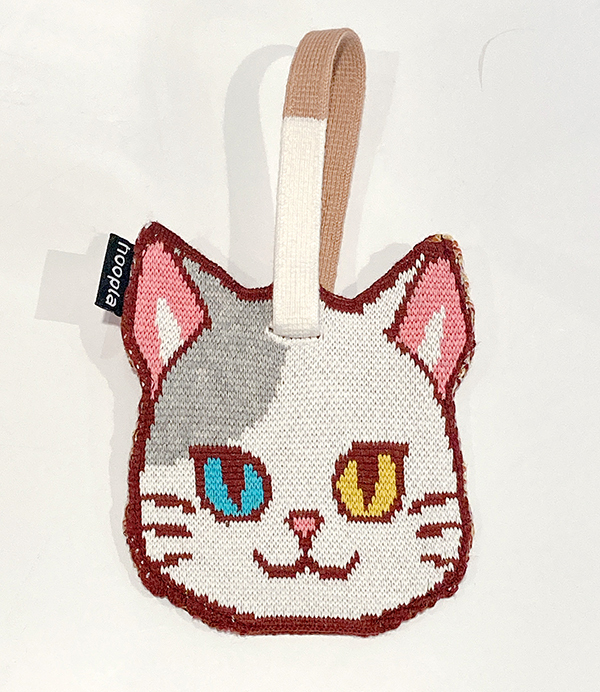 雙面尖眼貓搓手液套吊飾