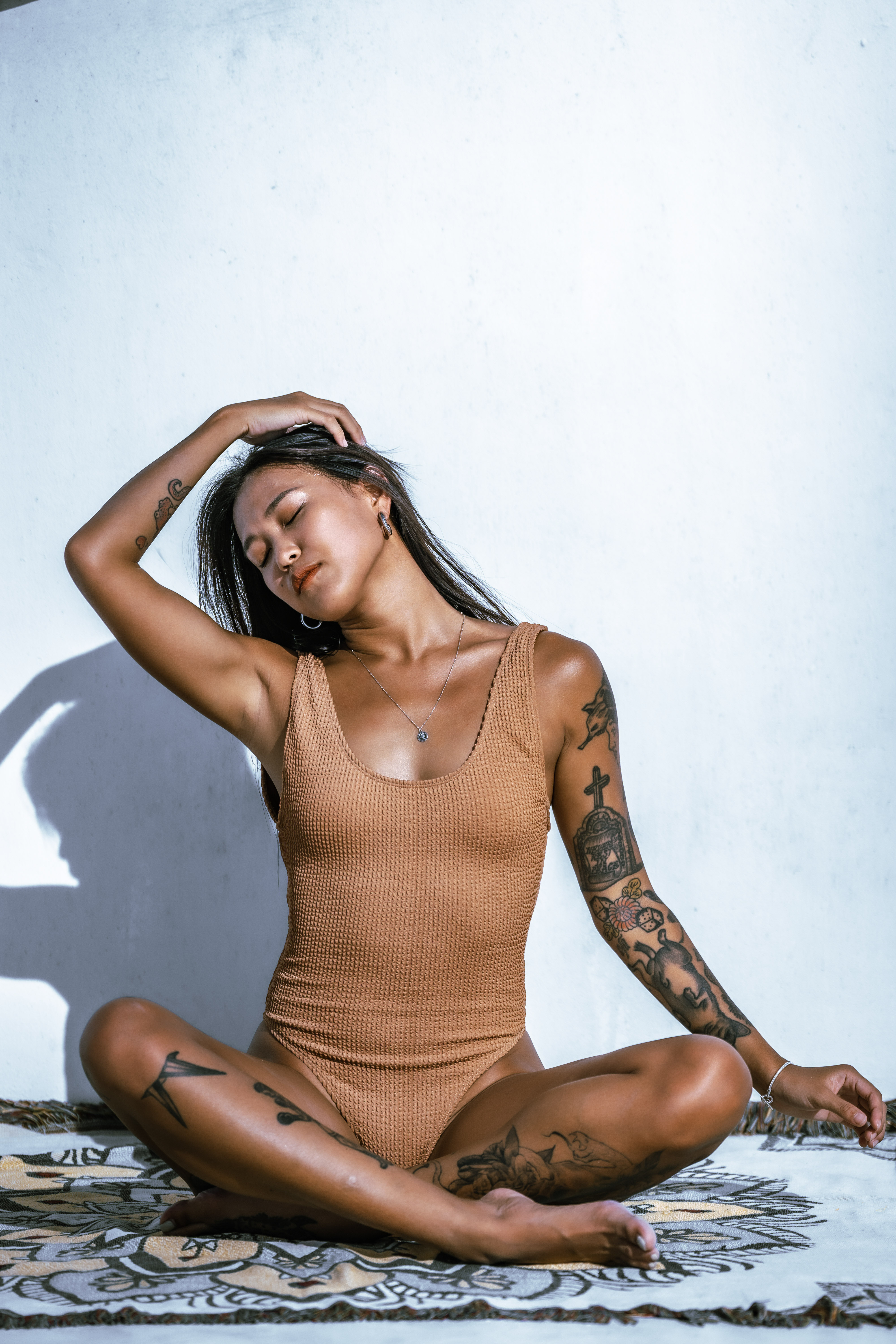 加州系列  極簡風連身衣 I羊脂裸