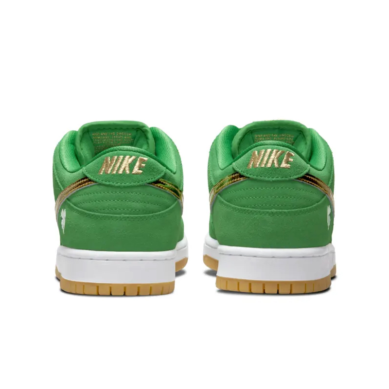 Nike SB Dunk Low Pro 