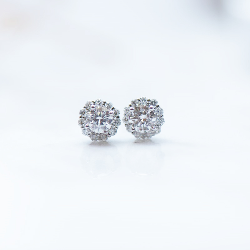 18K Diamond Earring