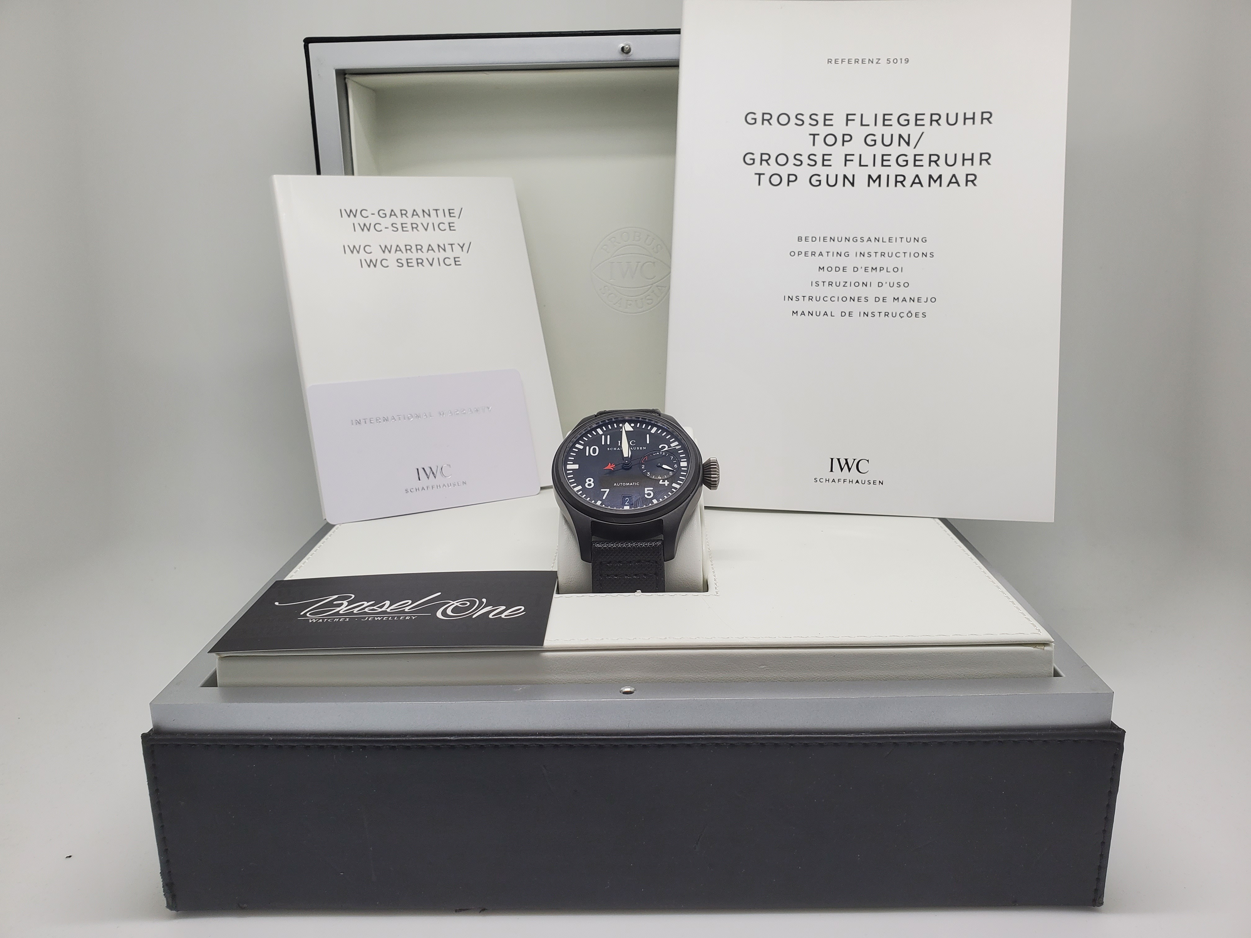 PRE-OWNED IWC iw501901 501901 BLACK DIAL PILOT WATCH BIG PILOT WATCH TOP GUN 48 MM